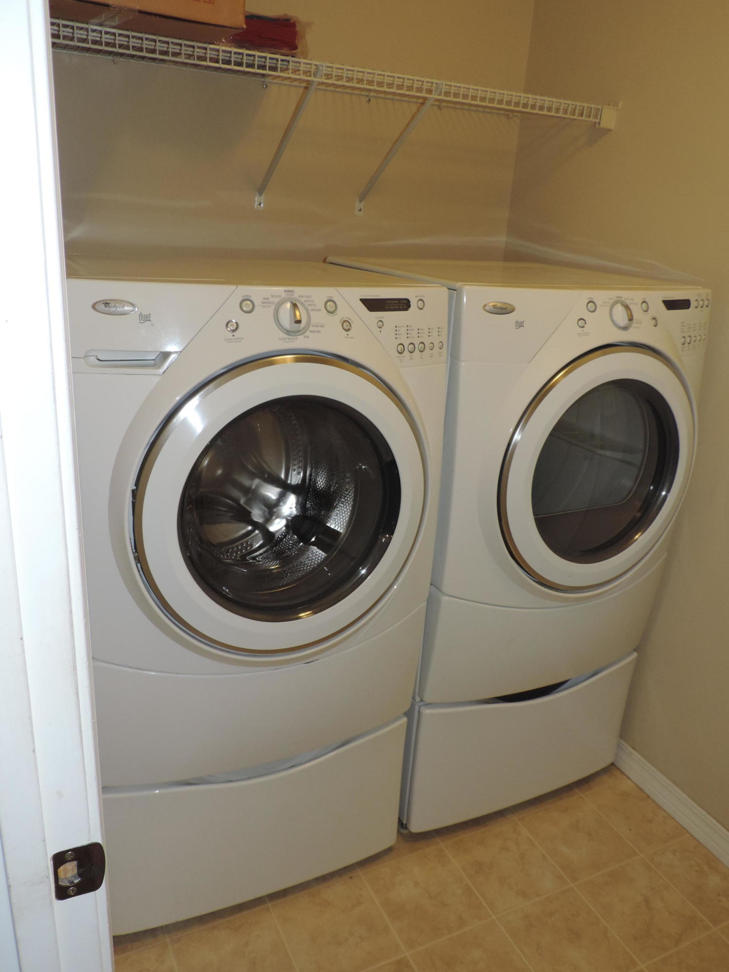 WINDING CREEK ESTATES PH 4 - Residential