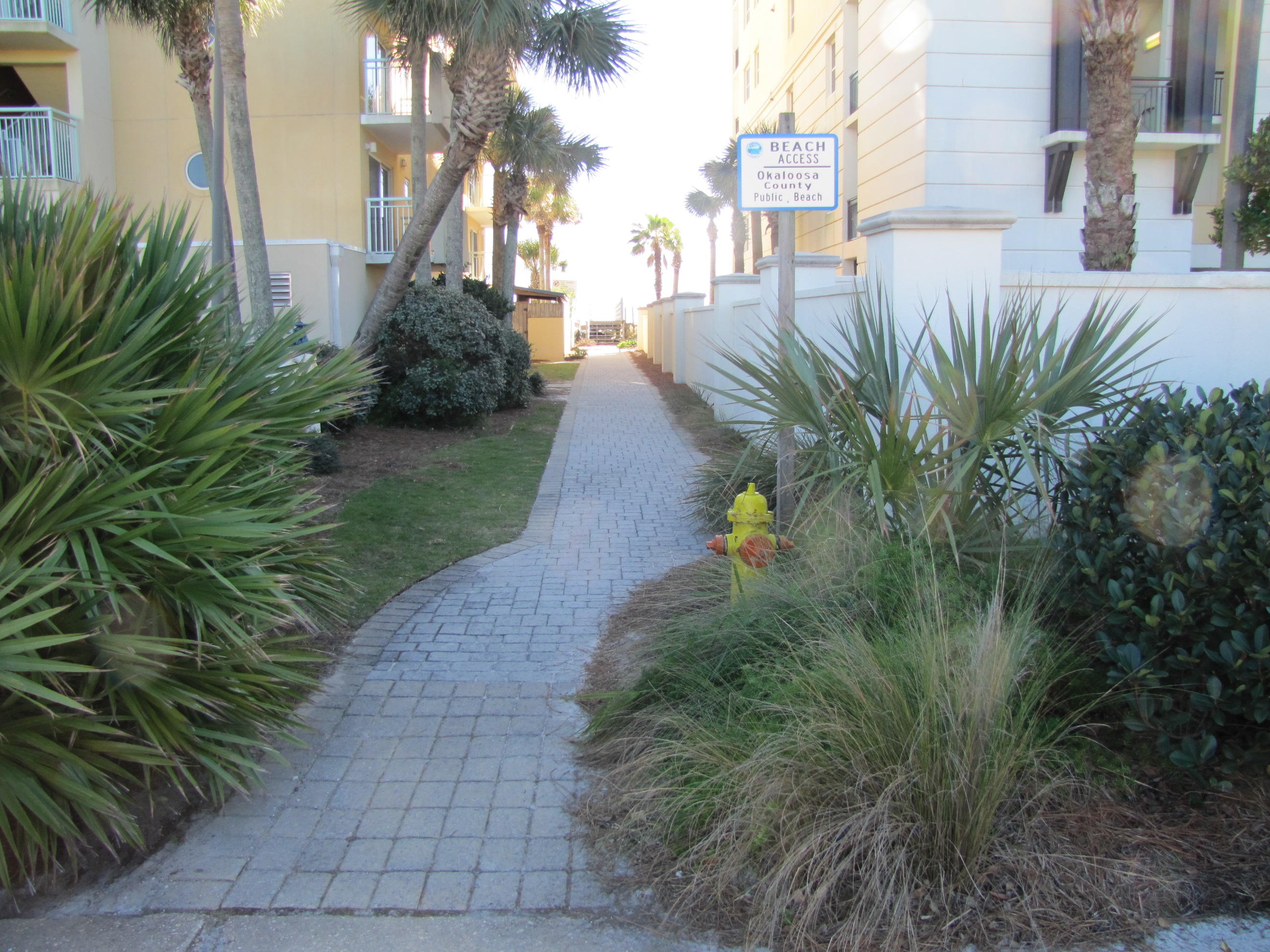 VENUS CONDO - Residential