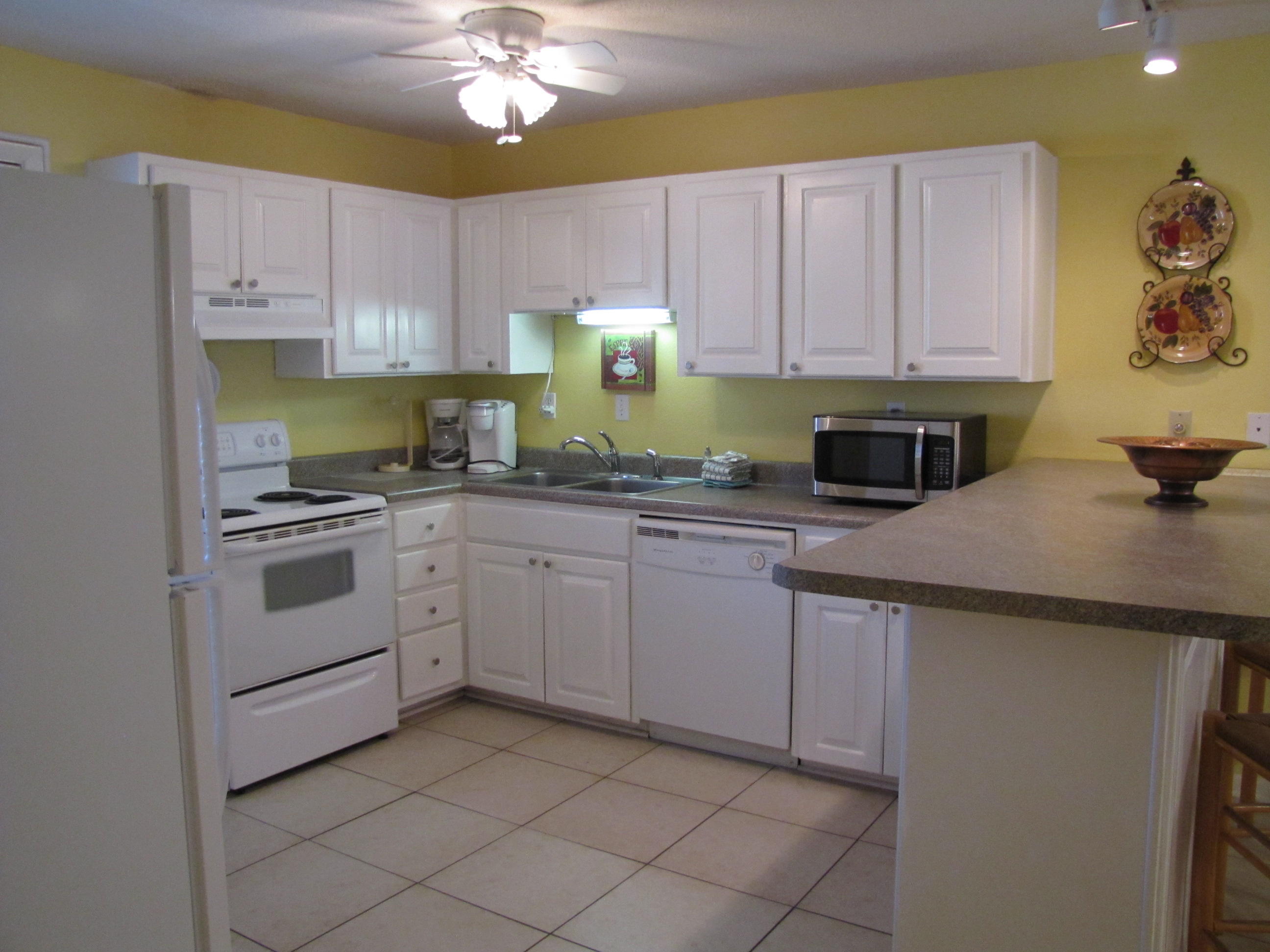 VENUS CONDO - Residential