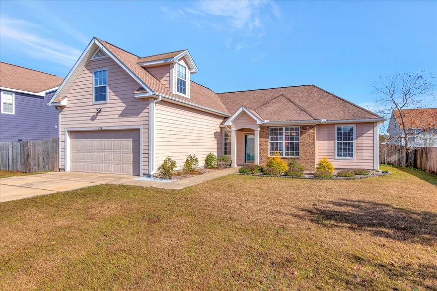 Welcome to modern elegance in Crestview, Florida! This single-family home boasts a contemporary floor plan, offering a perfect blend of style and functionality. Conveniently located near Ferdon Blvd and Crestview Commons, it provides easy access to shopping, restaurants, and is in close proximity to military installations.
The open-concept layout seamlessly connects the living, dining, and kitchen areas, providing an ideal setting for both everyday living and entertaining guests.
Additionally, the location offers the advantage of being within an hour's drive to the breathtaking sugary white sand beaches, providing the perfect escape for a day of sun, surf, and relaxation.