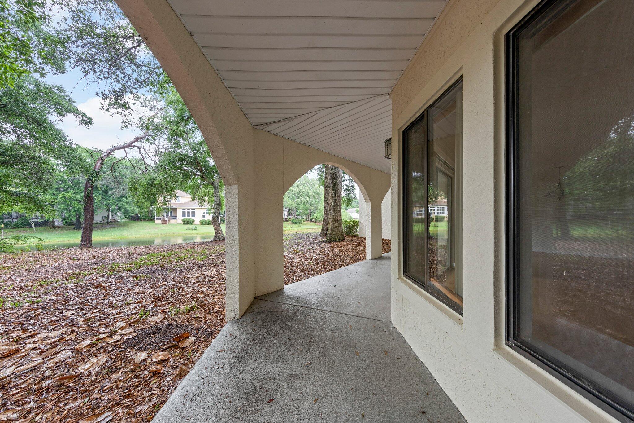 LAKESIDE CONDO AT BLUEWATER BAY - Residential