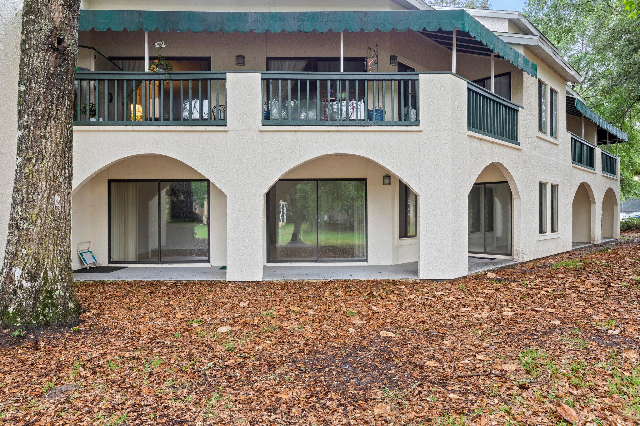 LAKESIDE CONDO AT BLUEWATER BAY - Residential