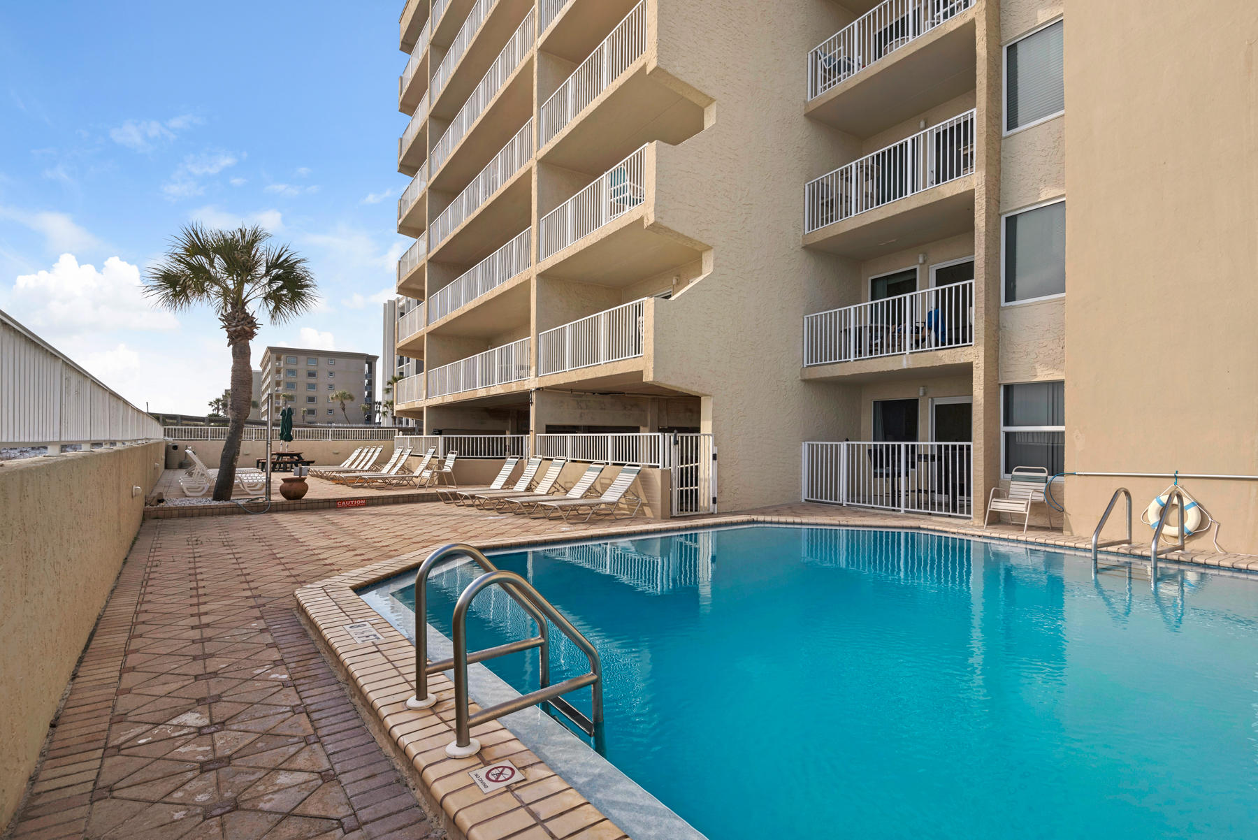 ISLAND ECHO CONDO - Residential