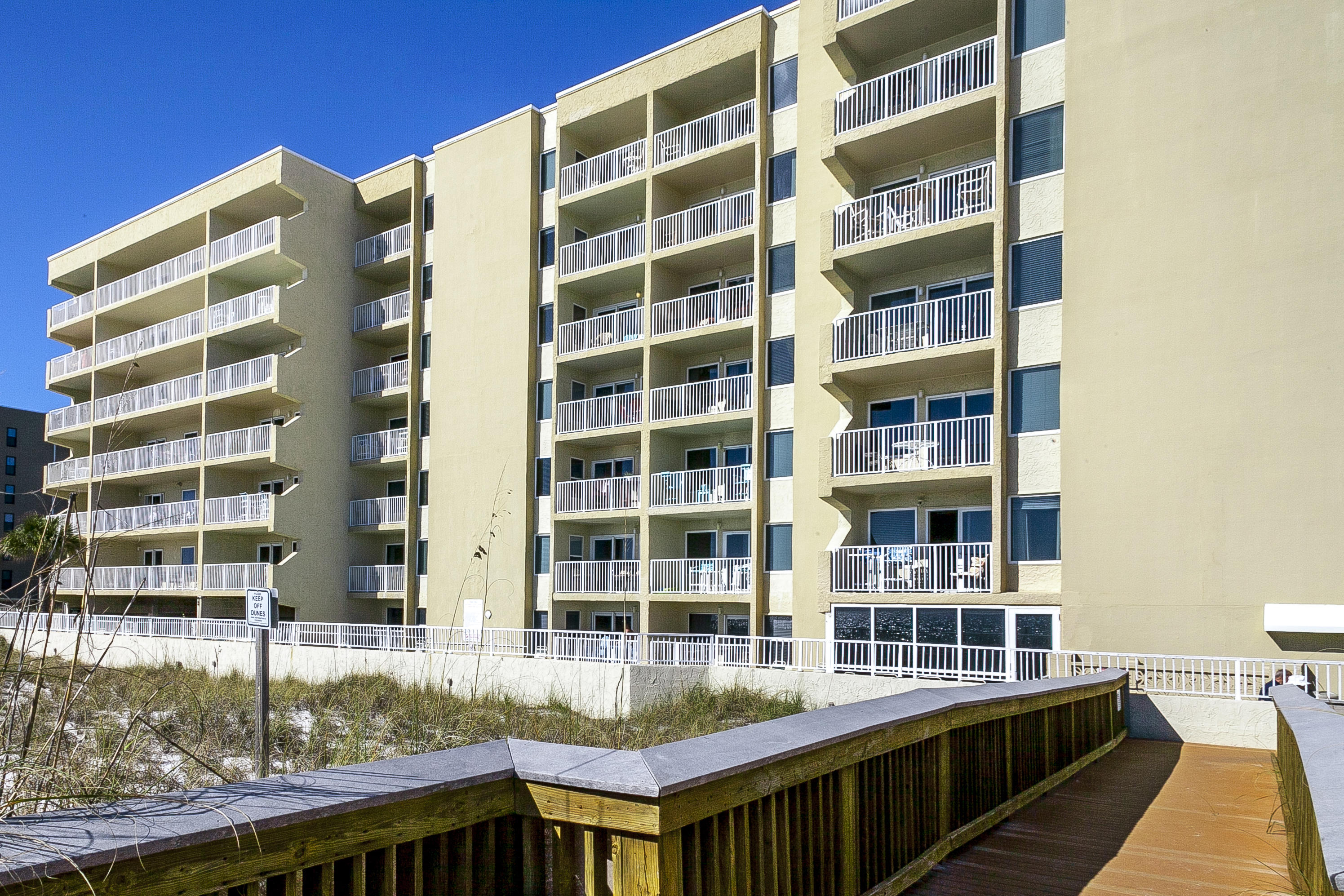 ISLAND ECHO CONDO - Residential