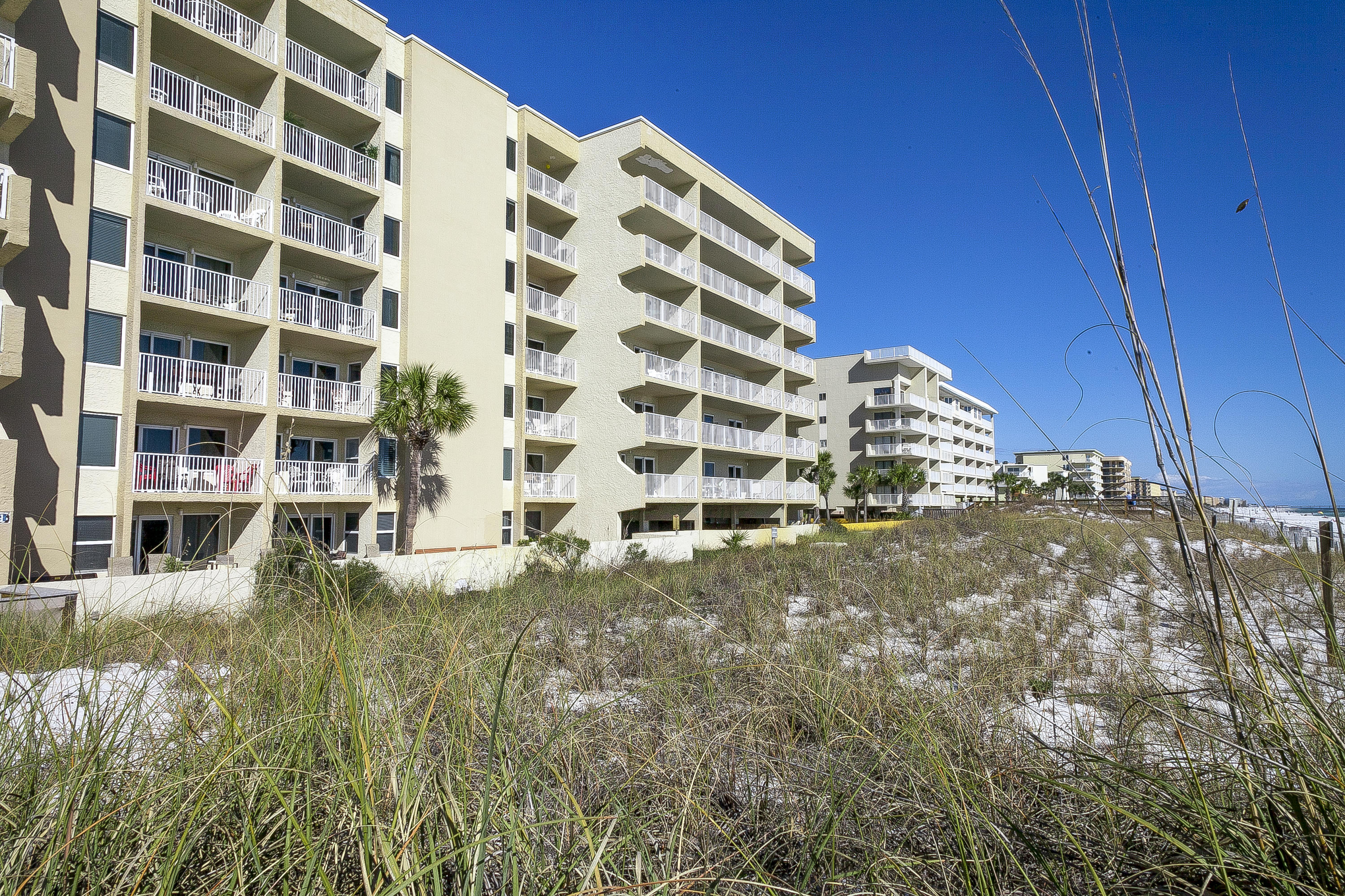 ISLAND ECHO CONDO - Residential