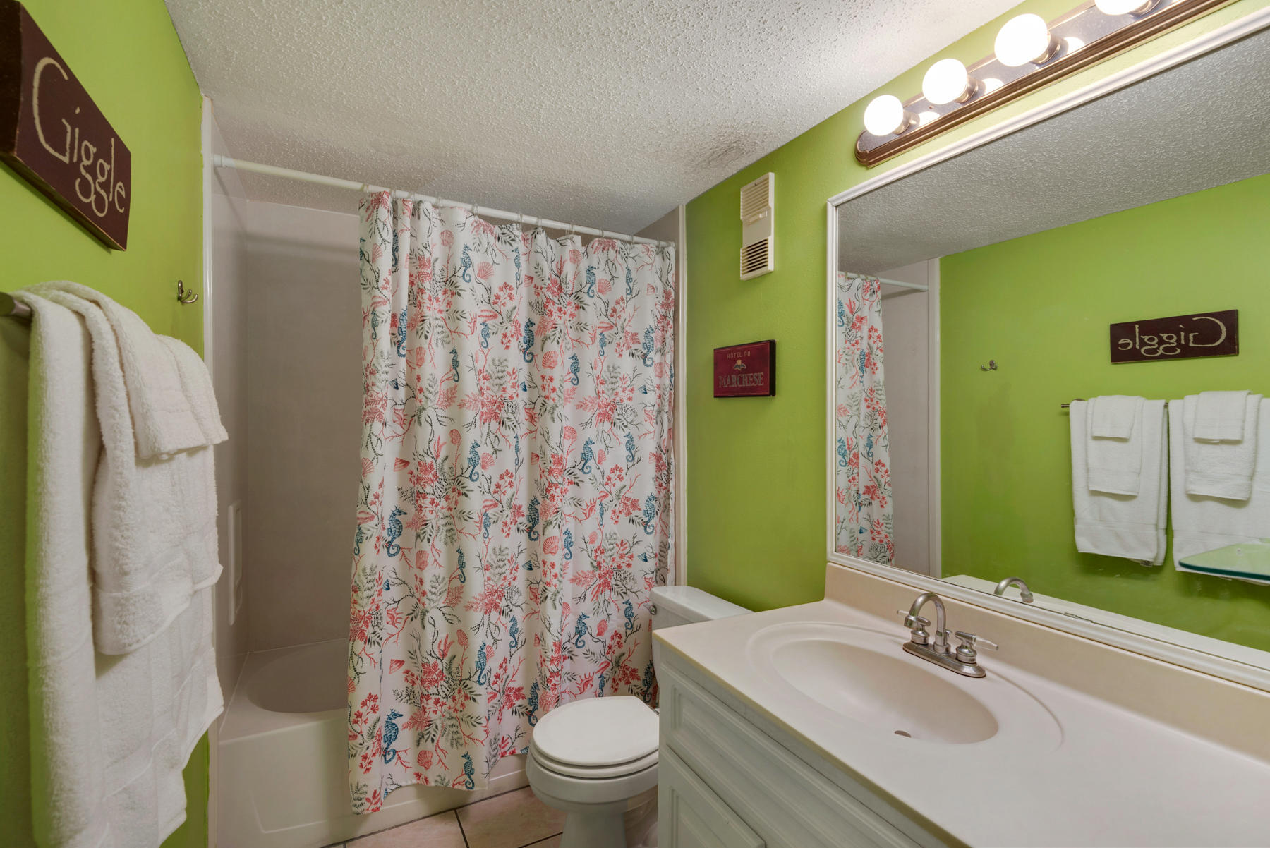 ISLAND ECHO CONDO - Residential