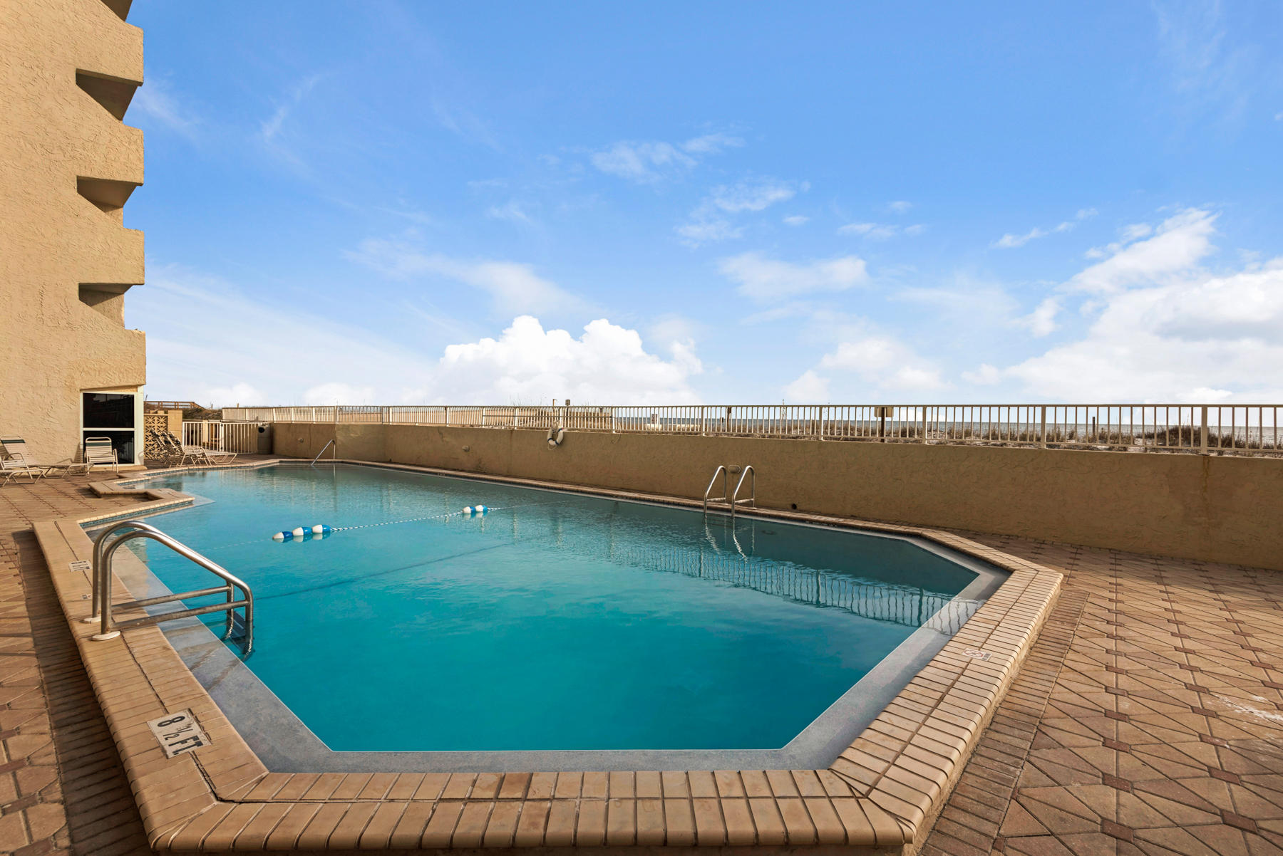 ISLAND ECHO CONDO - Residential