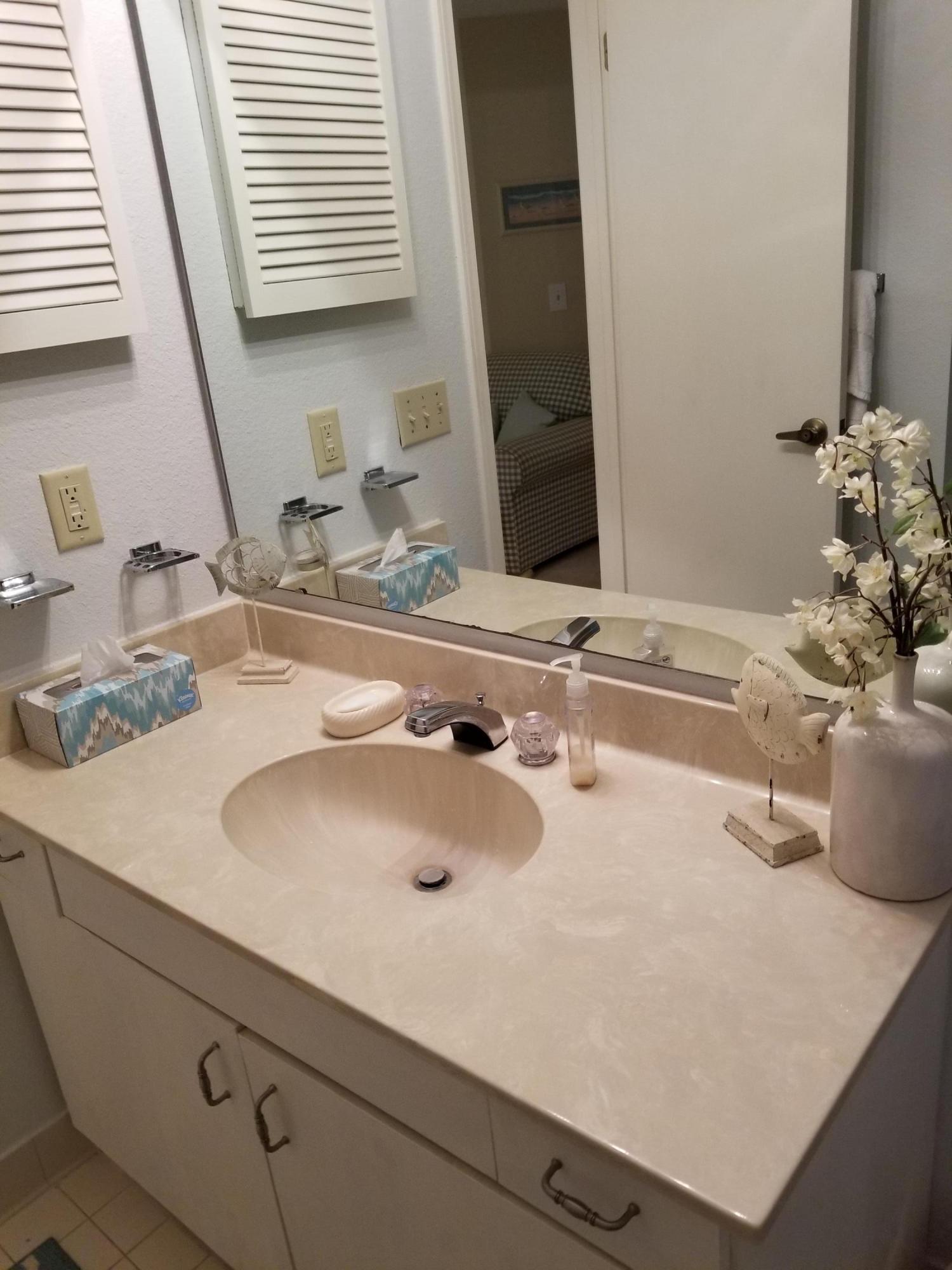 BAYSIDE VILLAS CONDO - Residential