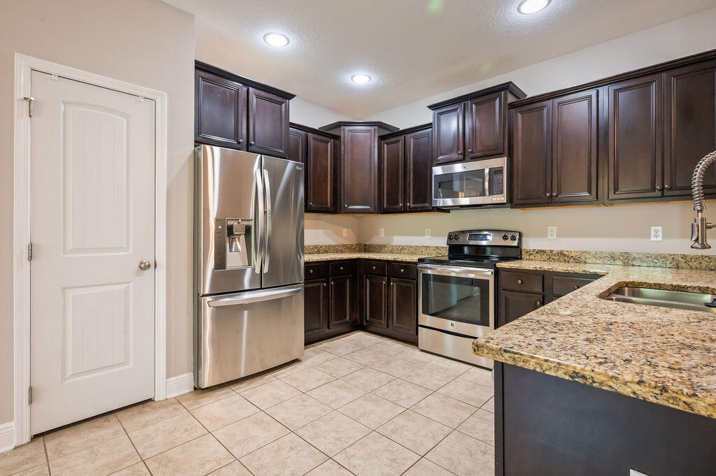DRIFTWOOD ESTATES - Residential