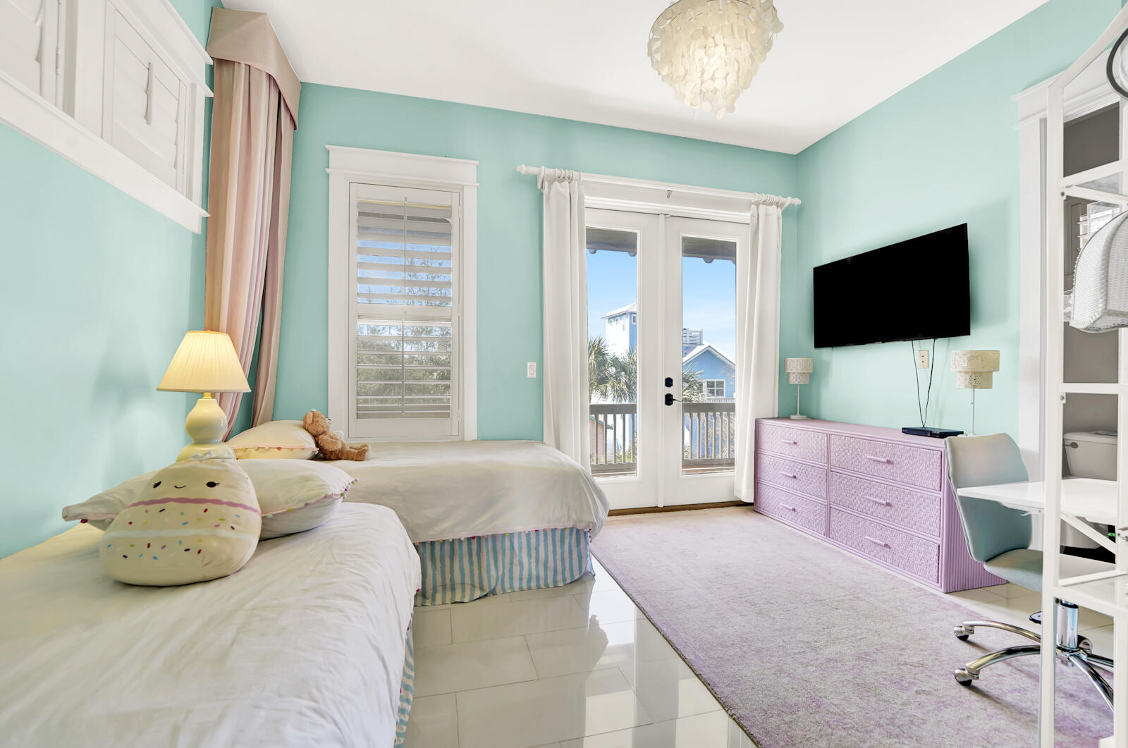 SEA POINTE - Residential