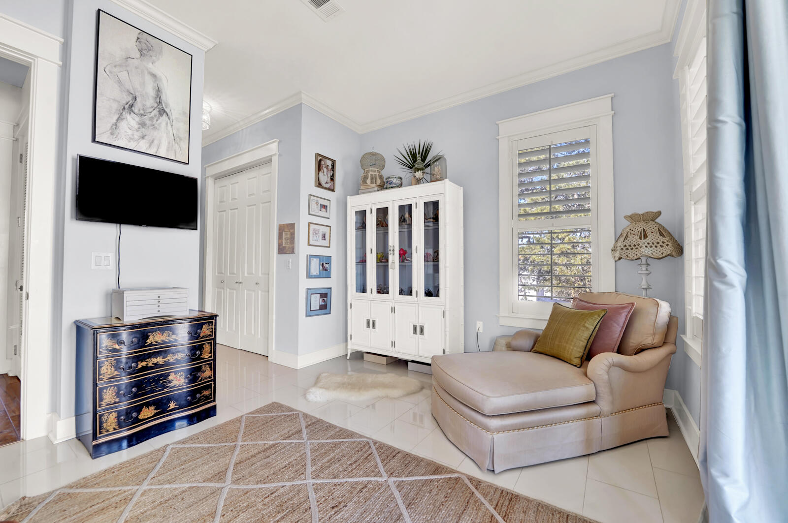 SEA POINTE - Residential