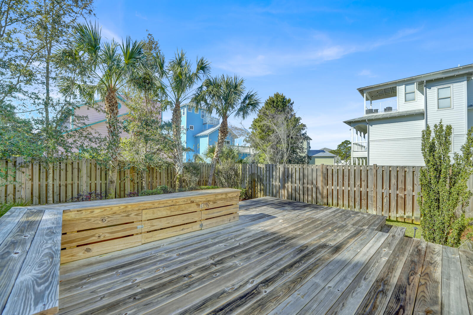SEA POINTE - Residential