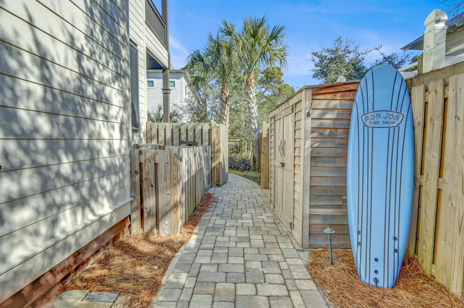 SEA POINTE - Residential