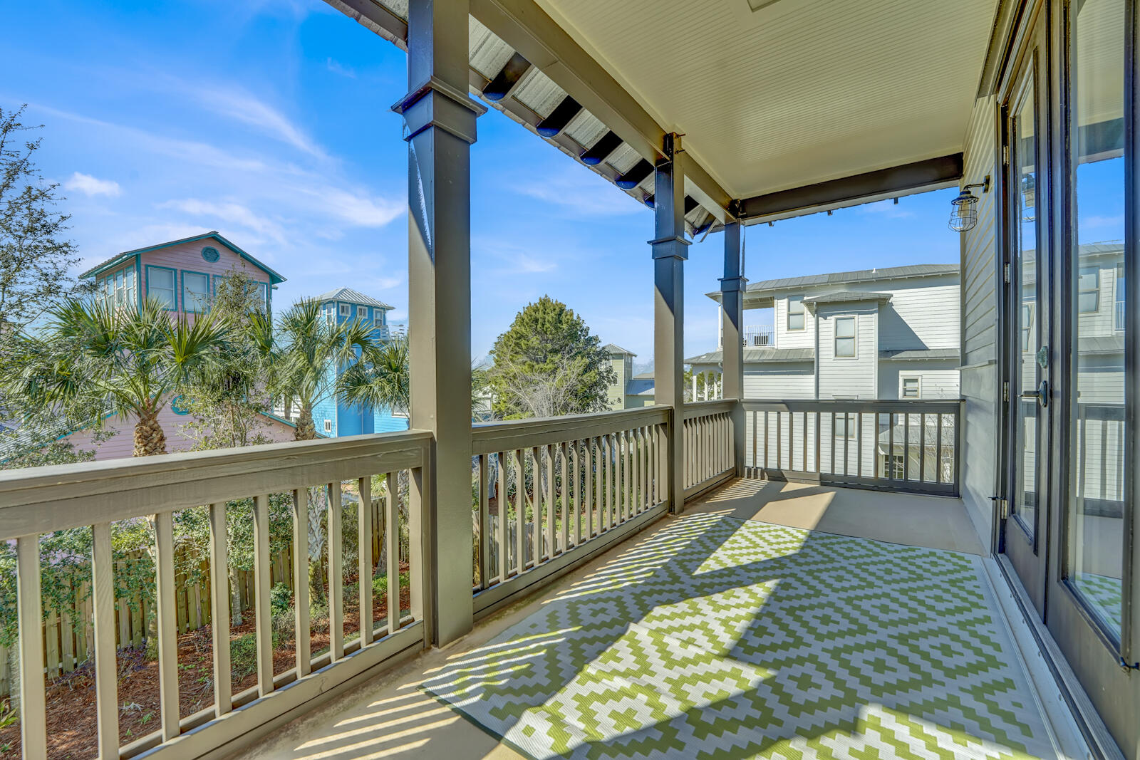 SEA POINTE - Residential