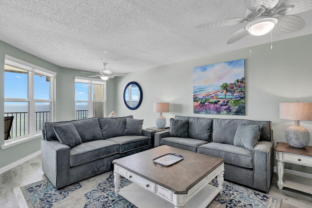 The Palms Condo - Residential