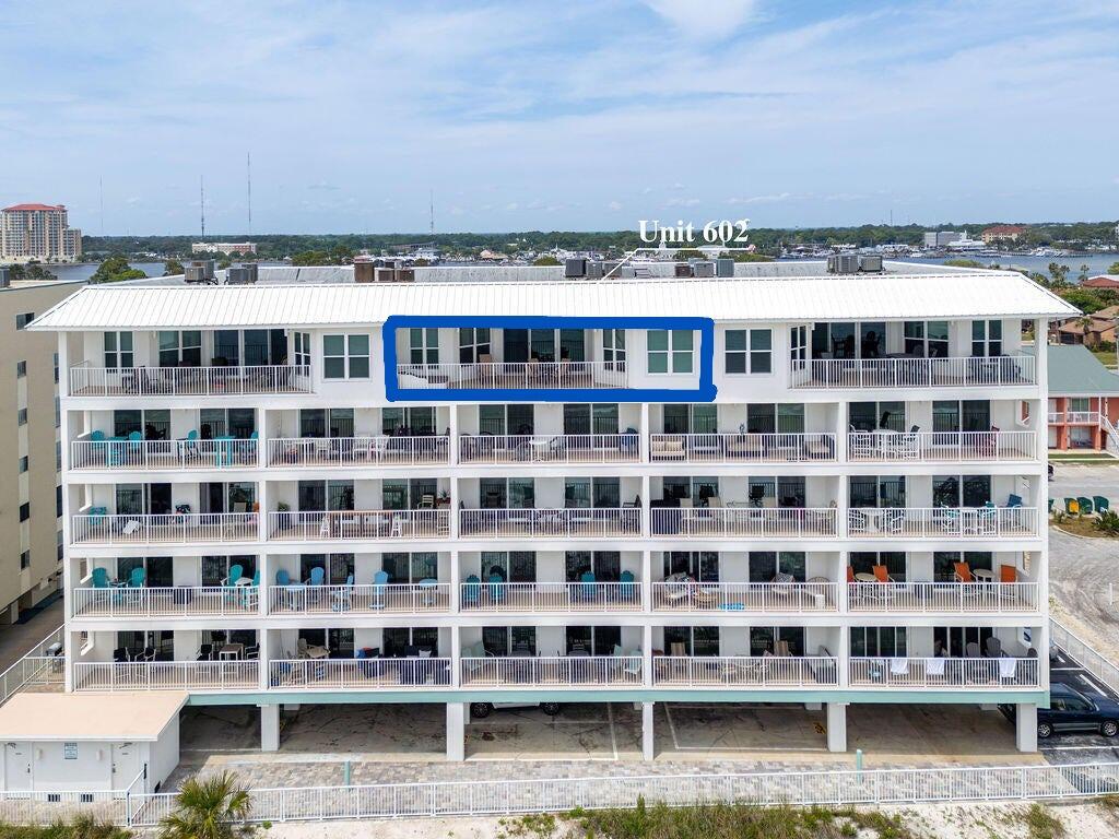 The Palms Condo - Residential