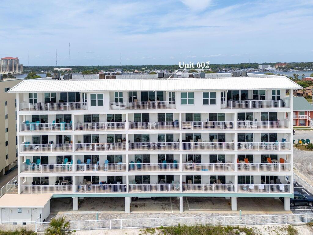 The Palms Condo - Residential