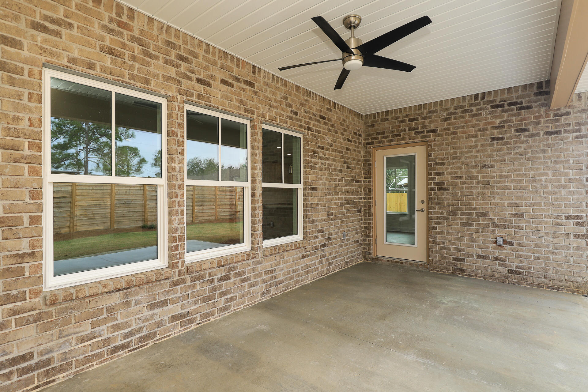 ELIZABETH FARMS 2ND ADDN UNREC - Residential