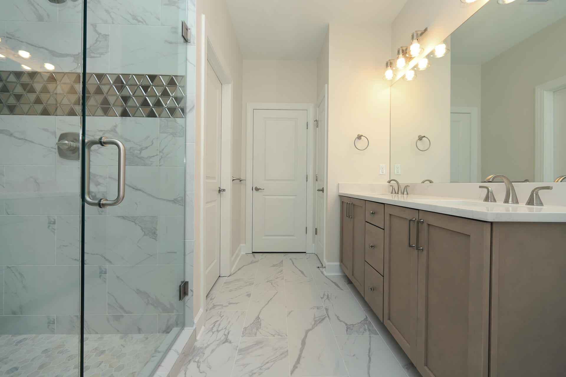 ELIZABETH FARMS 2ND ADDN UNREC - Residential