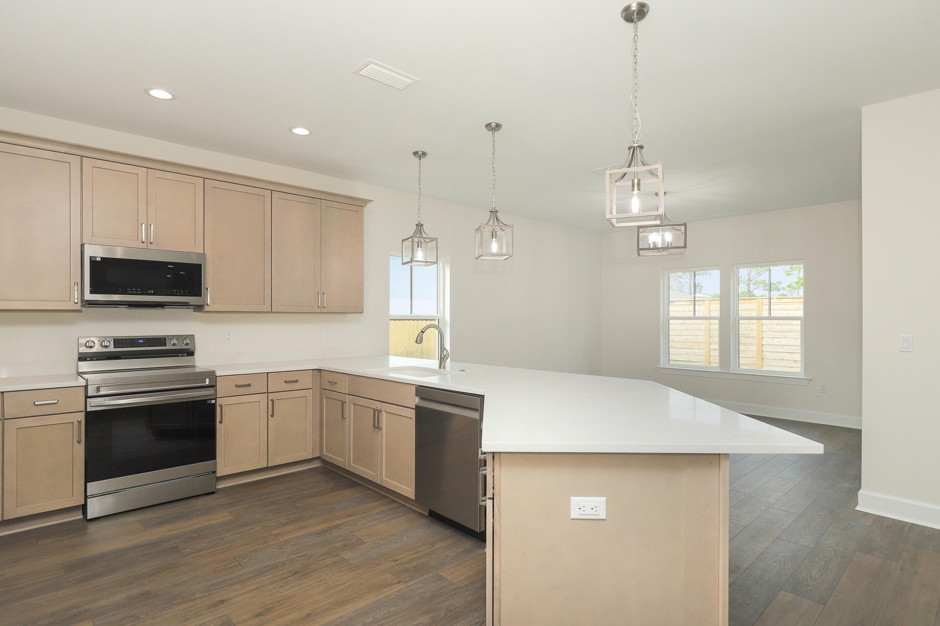 ELIZABETH FARMS 2ND ADDN UNREC - Residential
