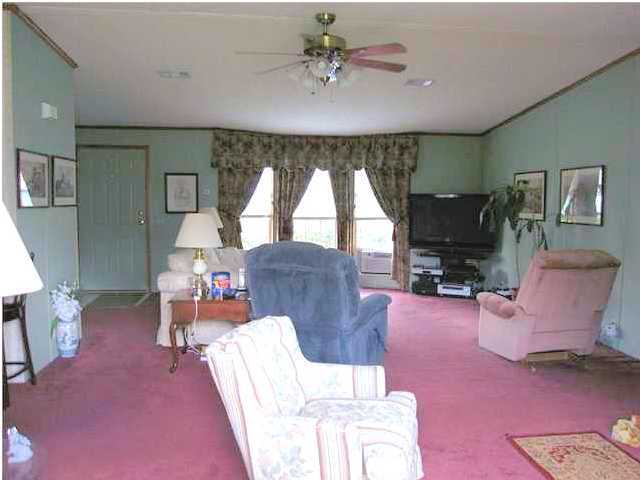 NAVARRE S/D 2ND ADDN - Residential