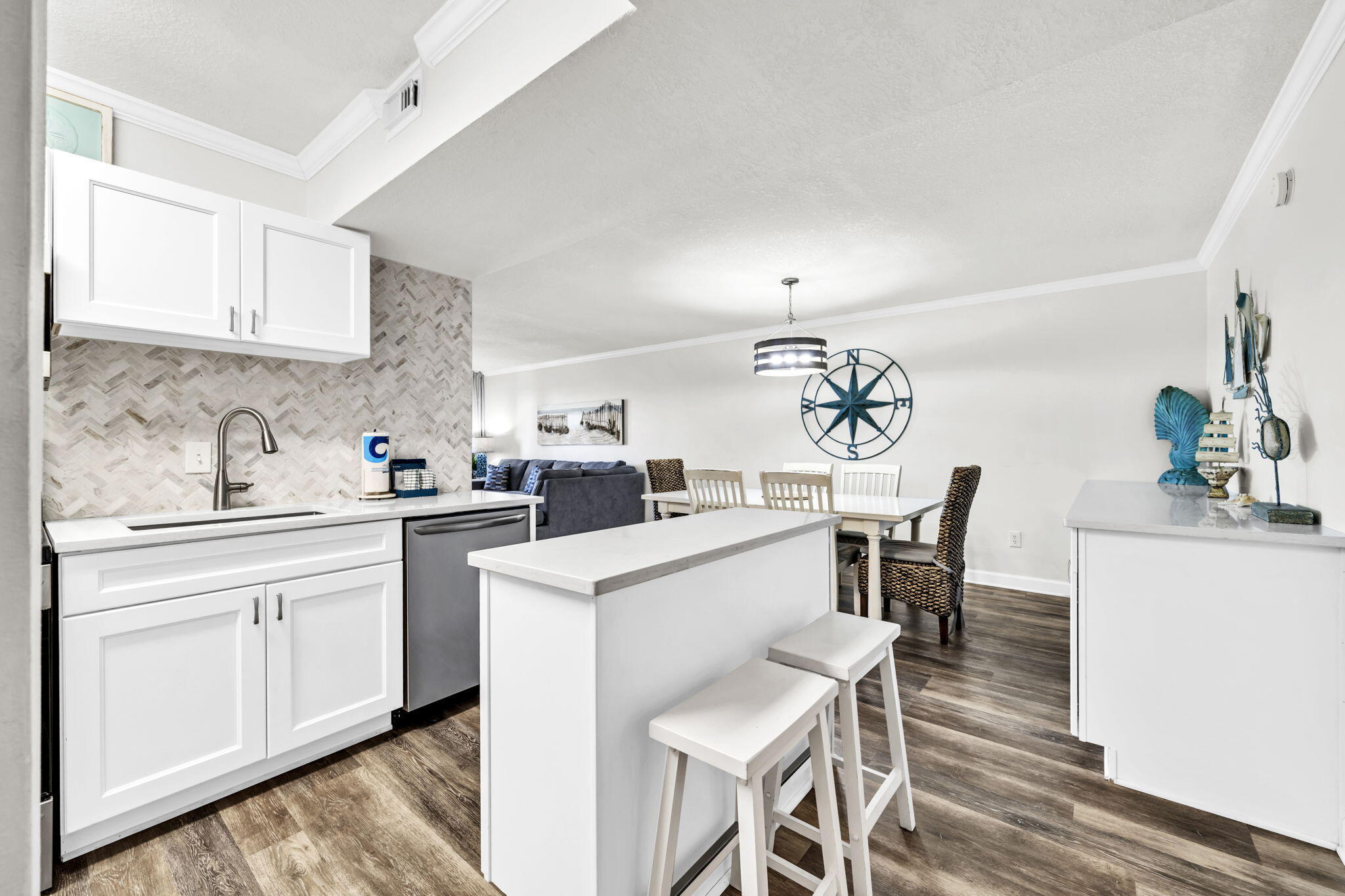 ISLAND ECHO CONDO - Residential