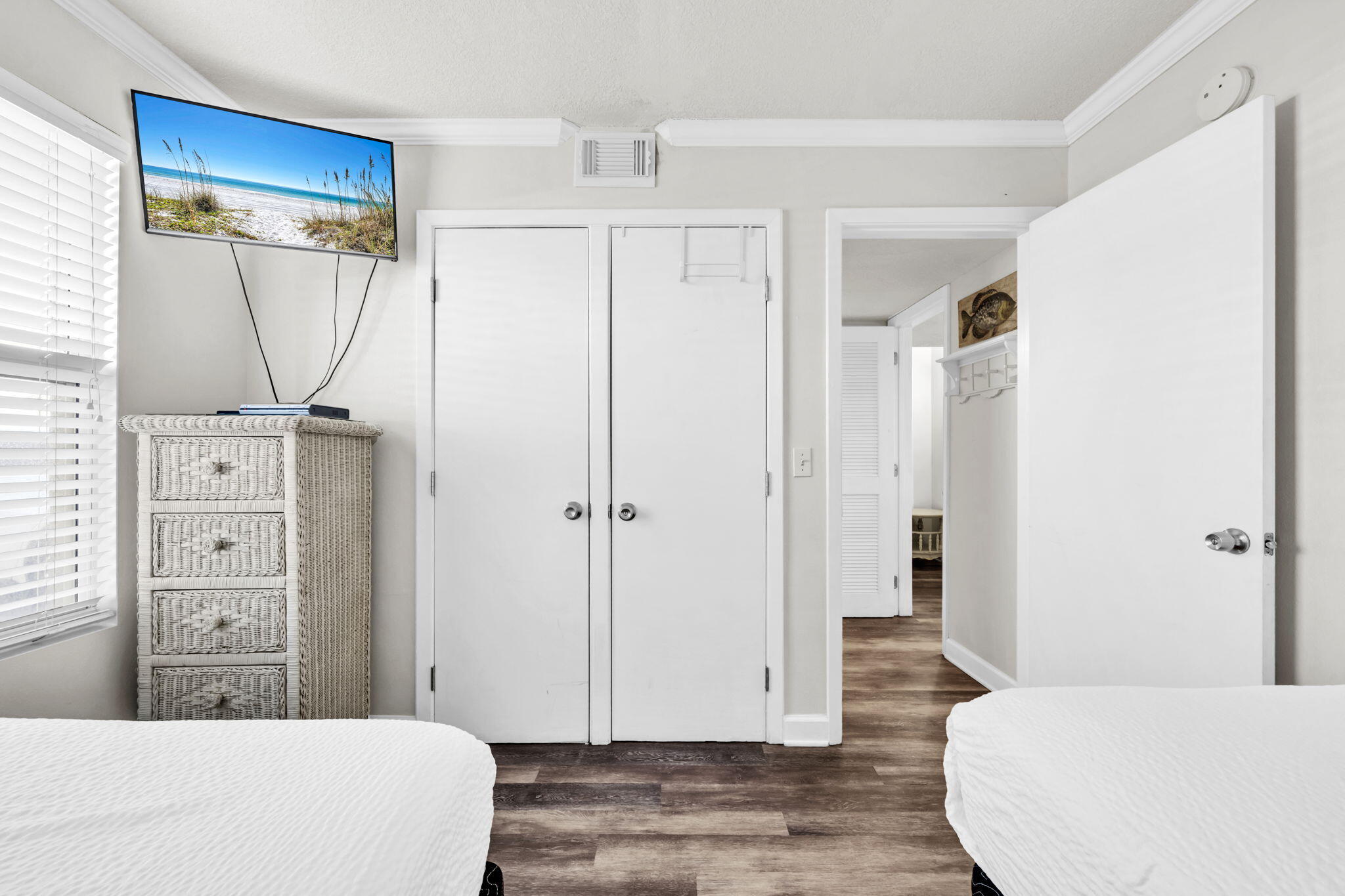 ISLAND ECHO CONDO - Residential