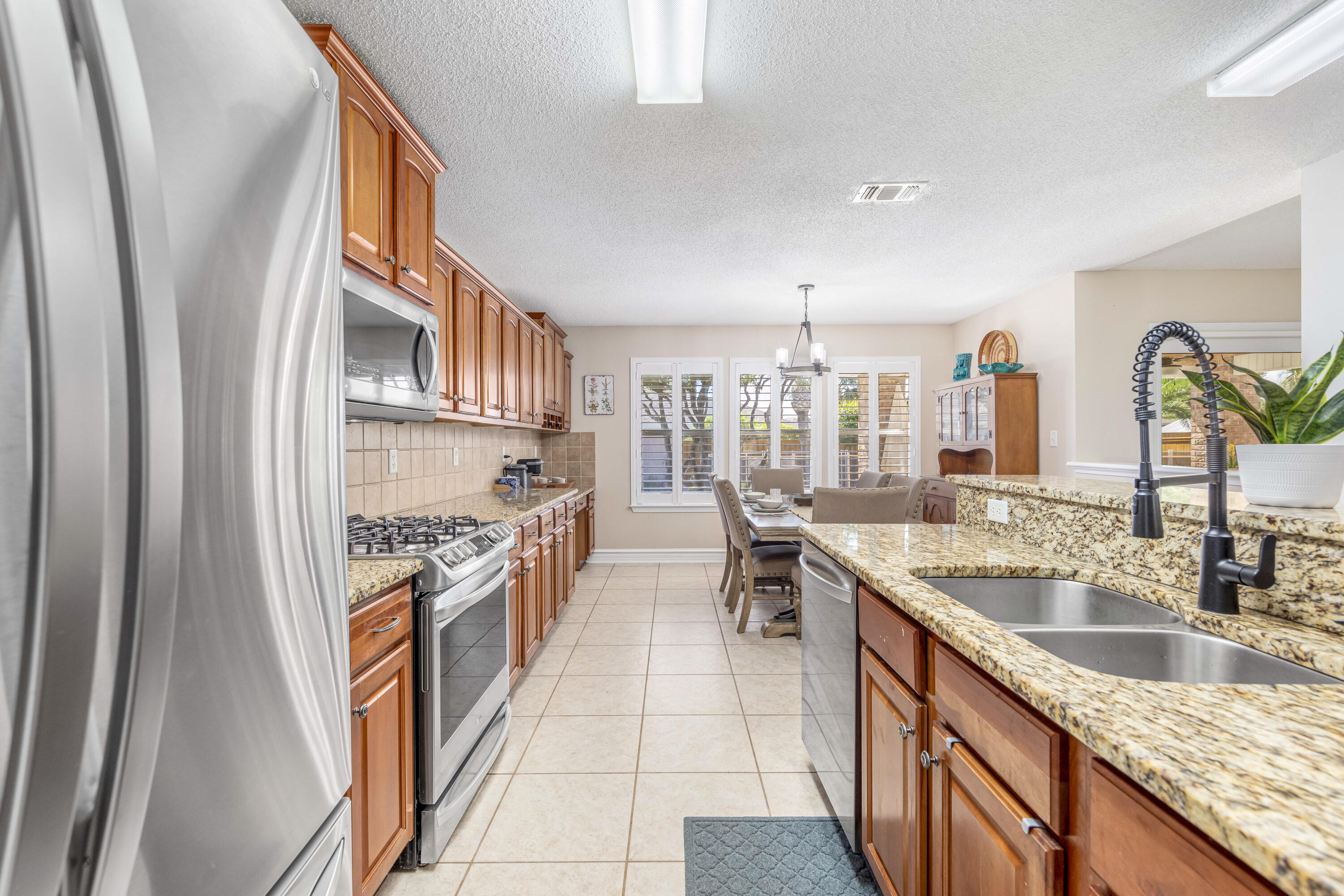 SKY RIDGE ESTATES - Residential