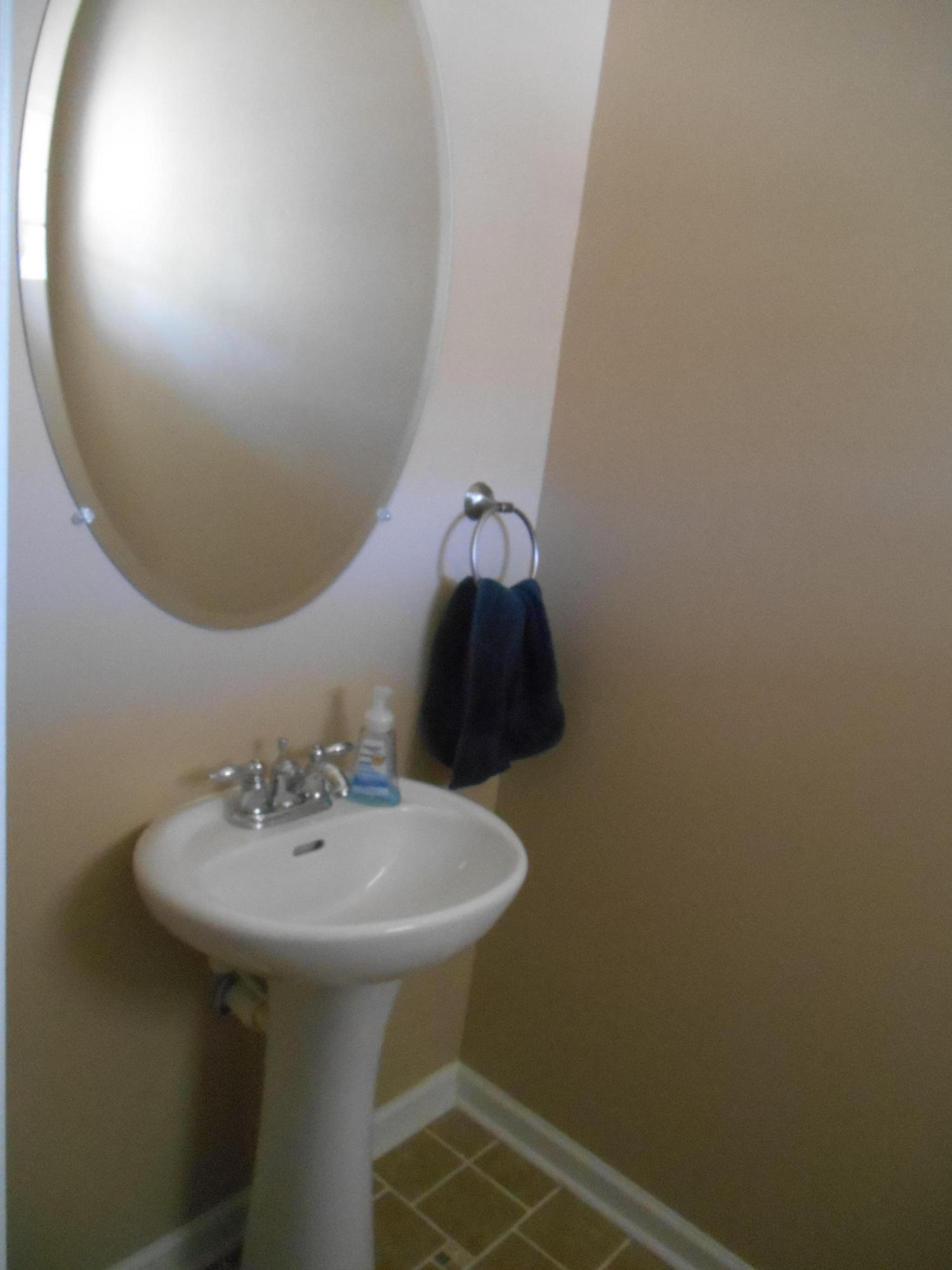 ROLLING PINES - Residential Lease