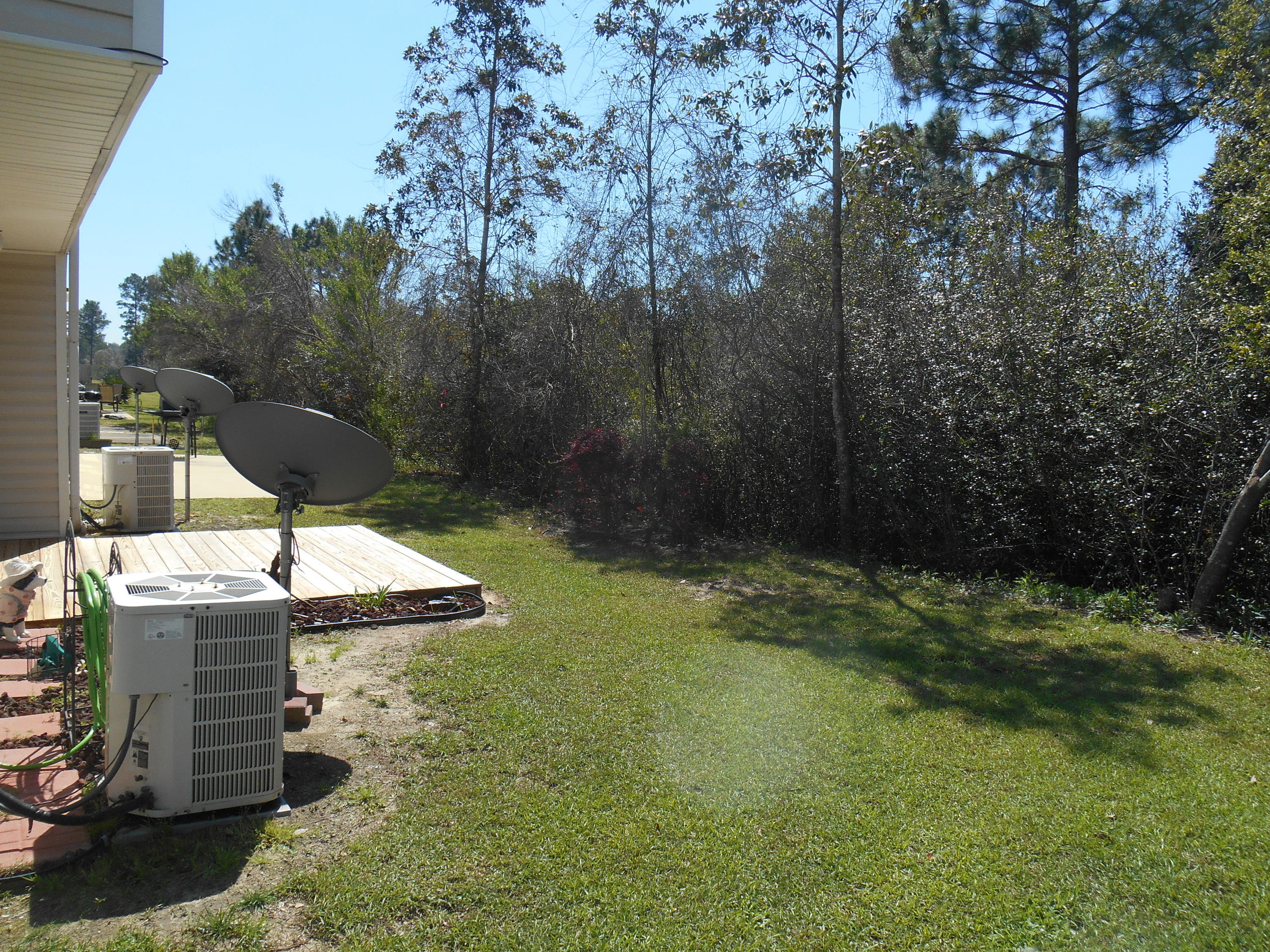 ROLLING PINES - Residential Lease