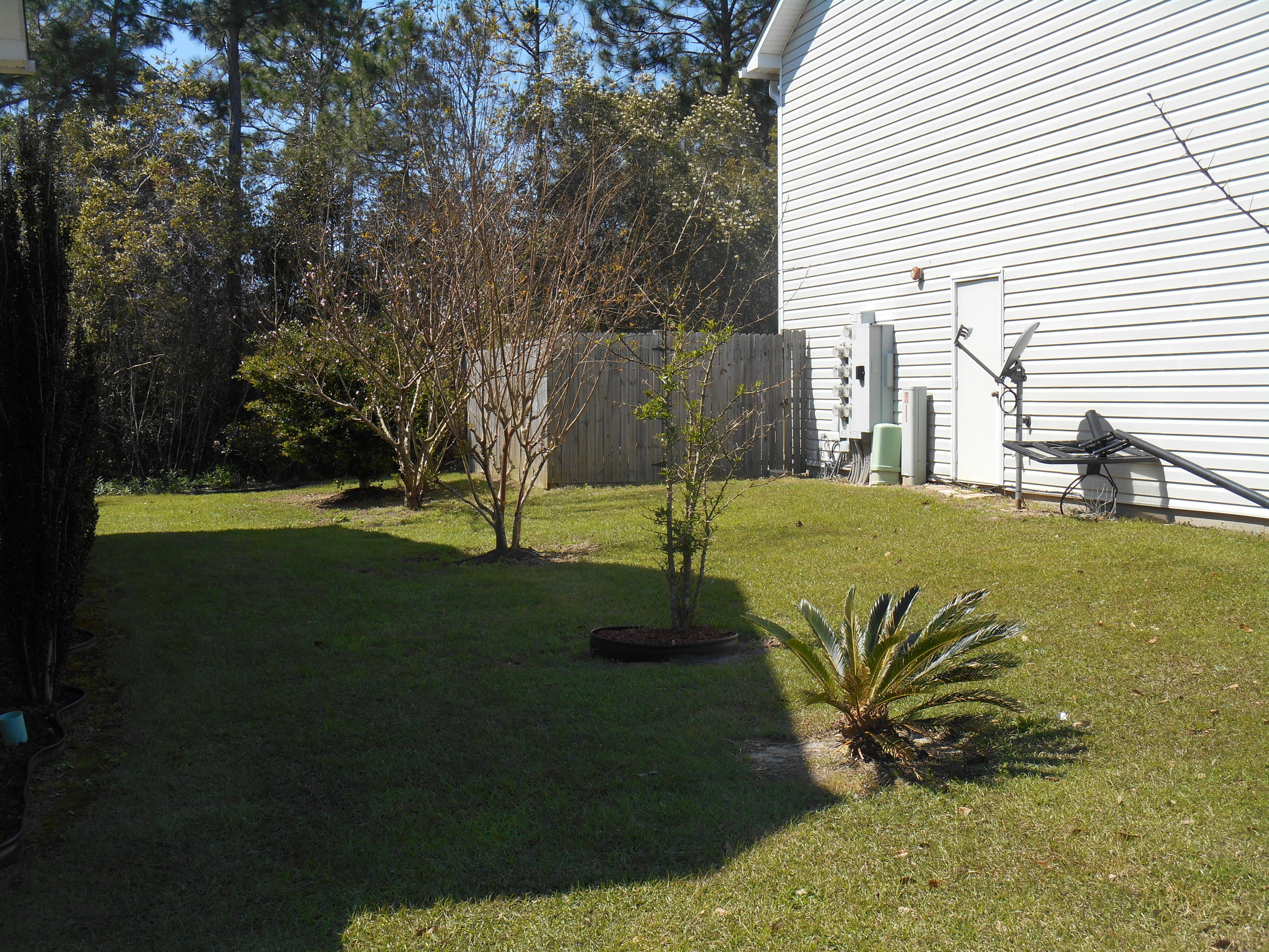 ROLLING PINES - Residential Lease