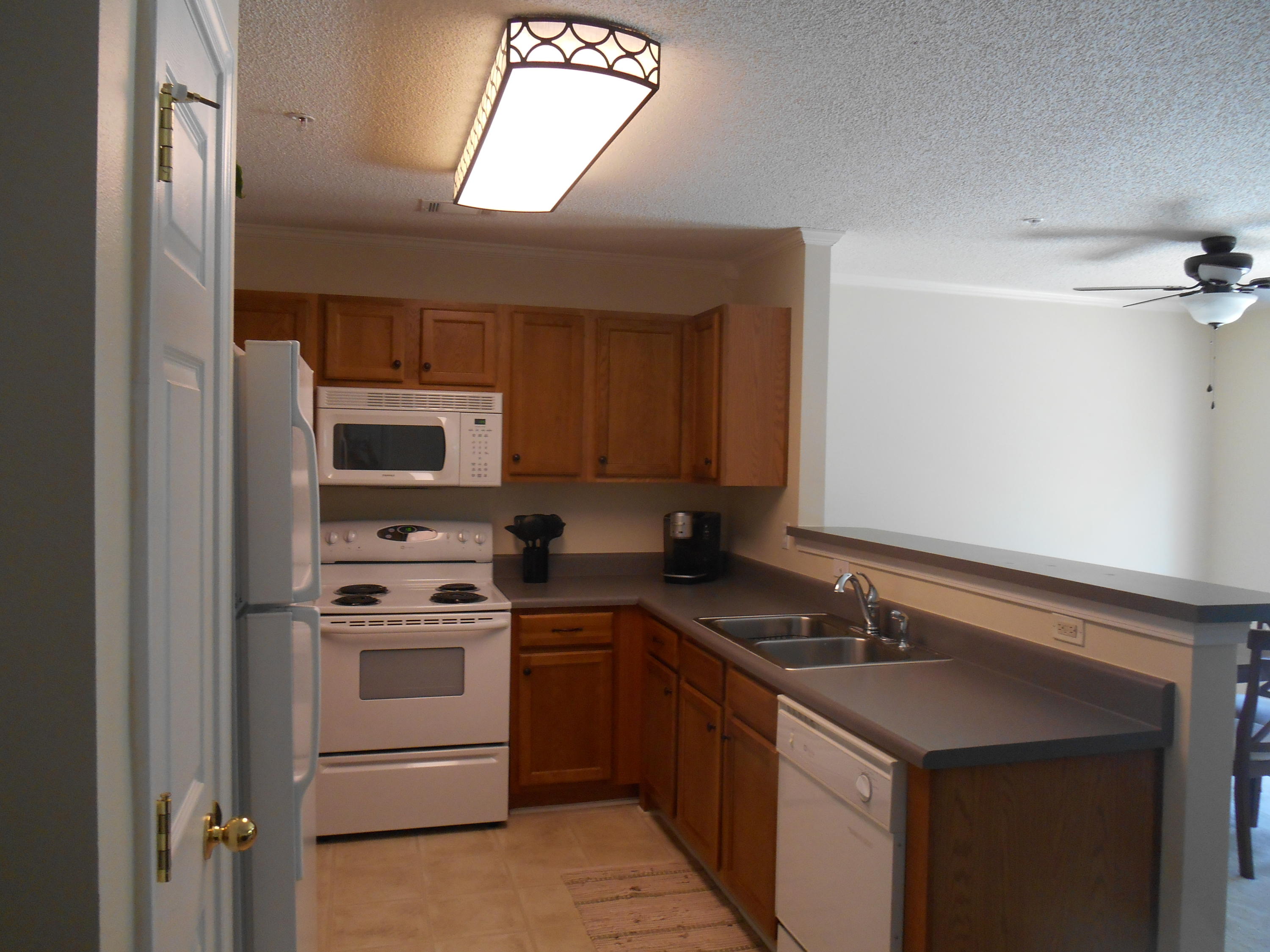 ROLLING PINES - Residential Lease