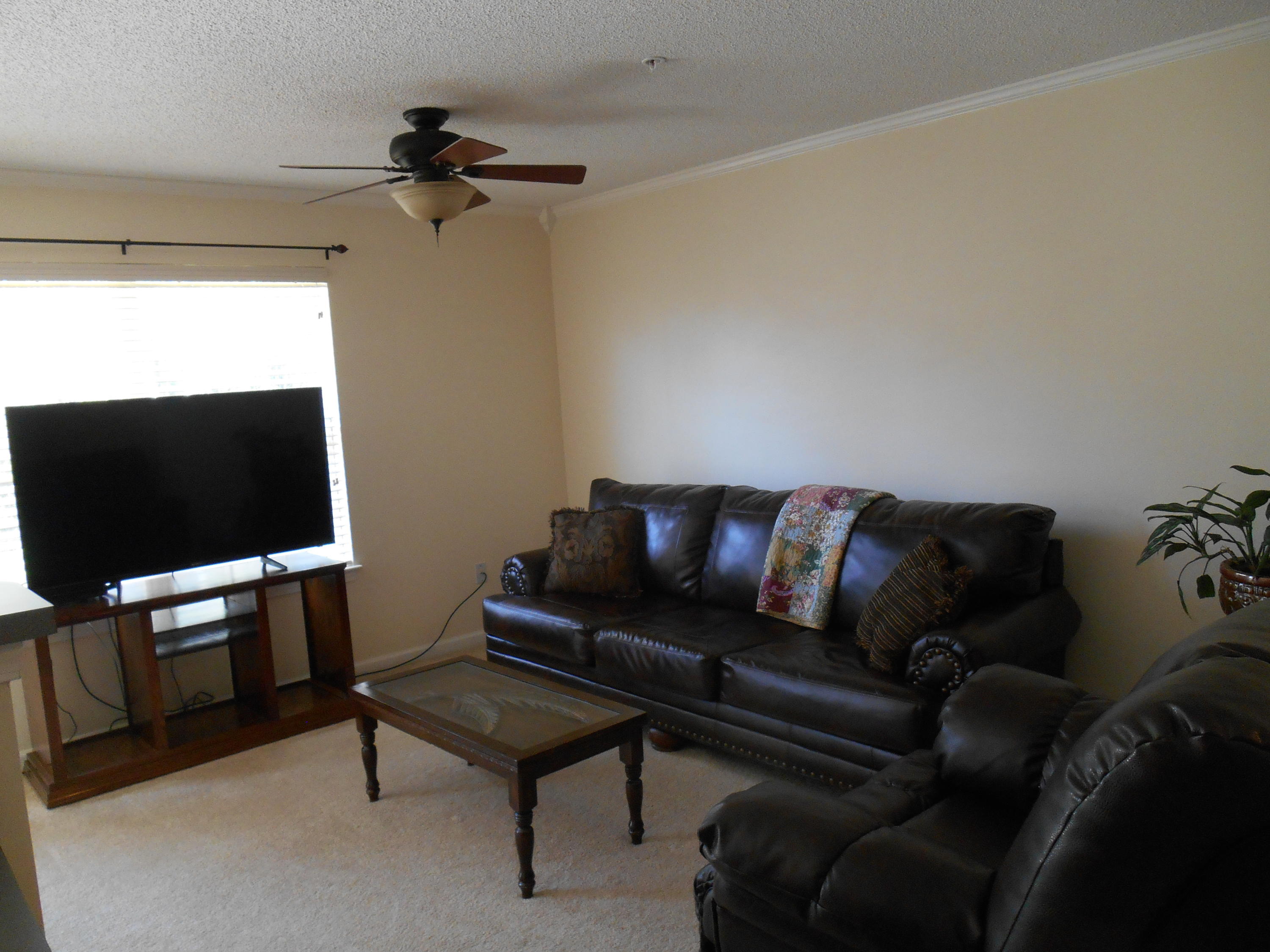 ROLLING PINES - Residential Lease