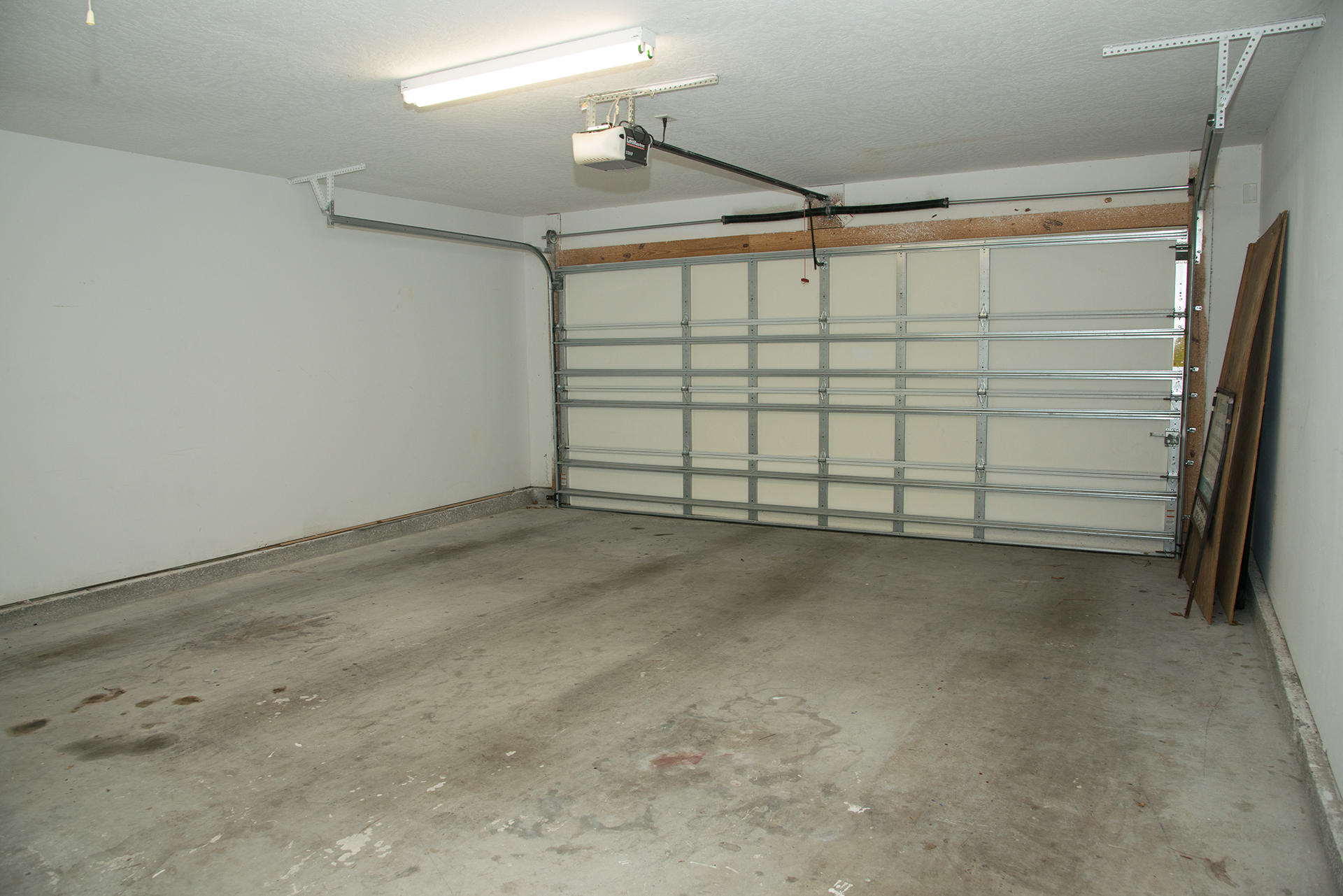 WYNNEHAVEN BEACH ESTATES - Residential Lease