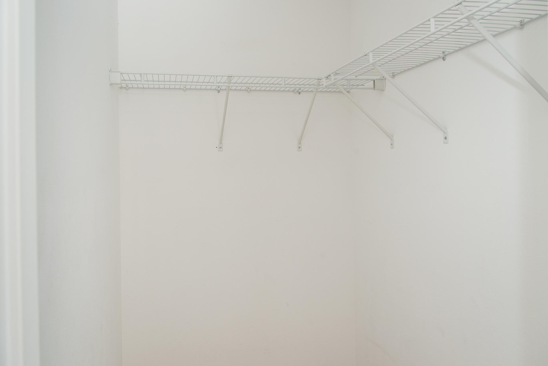 WYNNEHAVEN BEACH ESTATES - Residential Lease