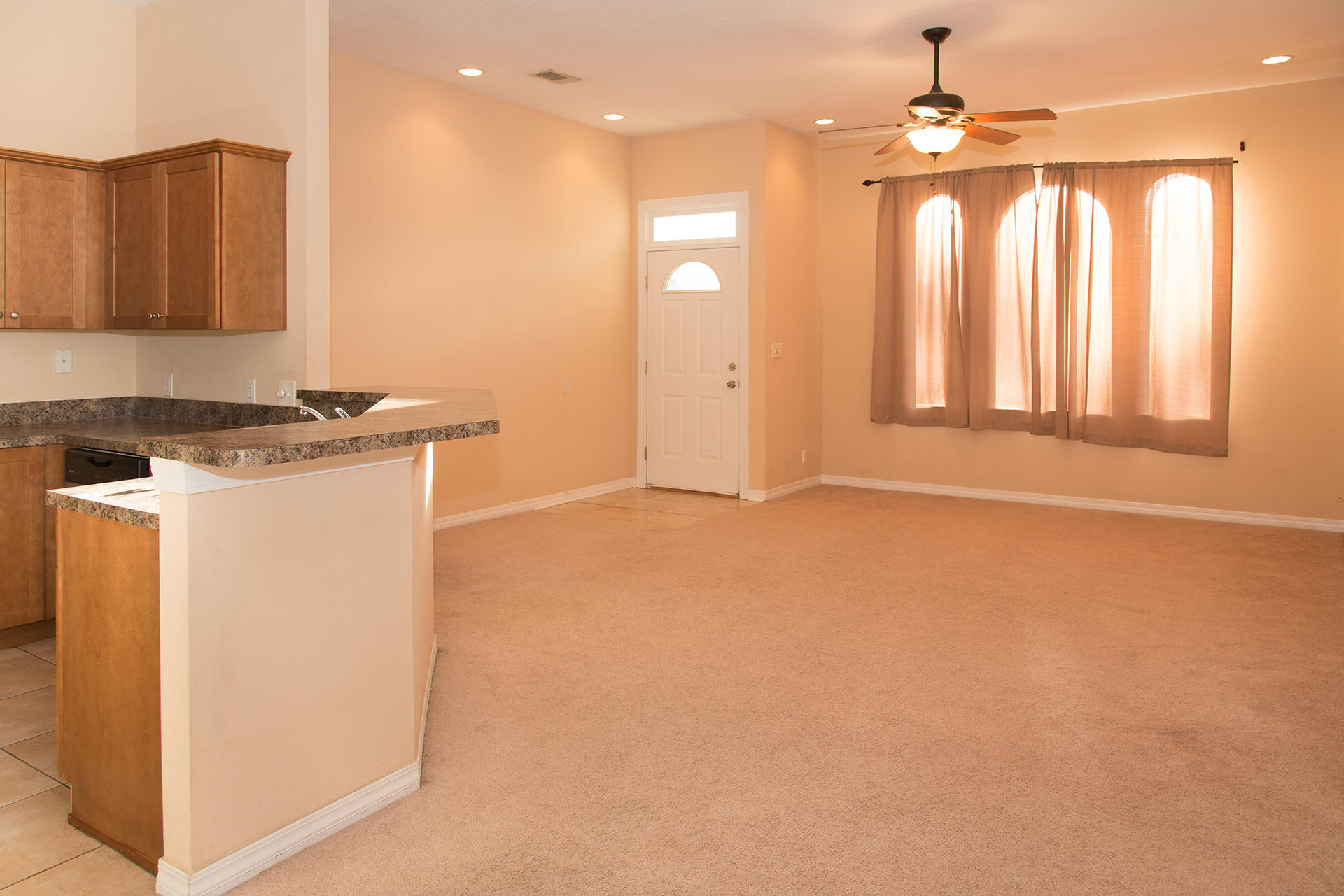 WYNNEHAVEN BEACH ESTATES - Residential Lease