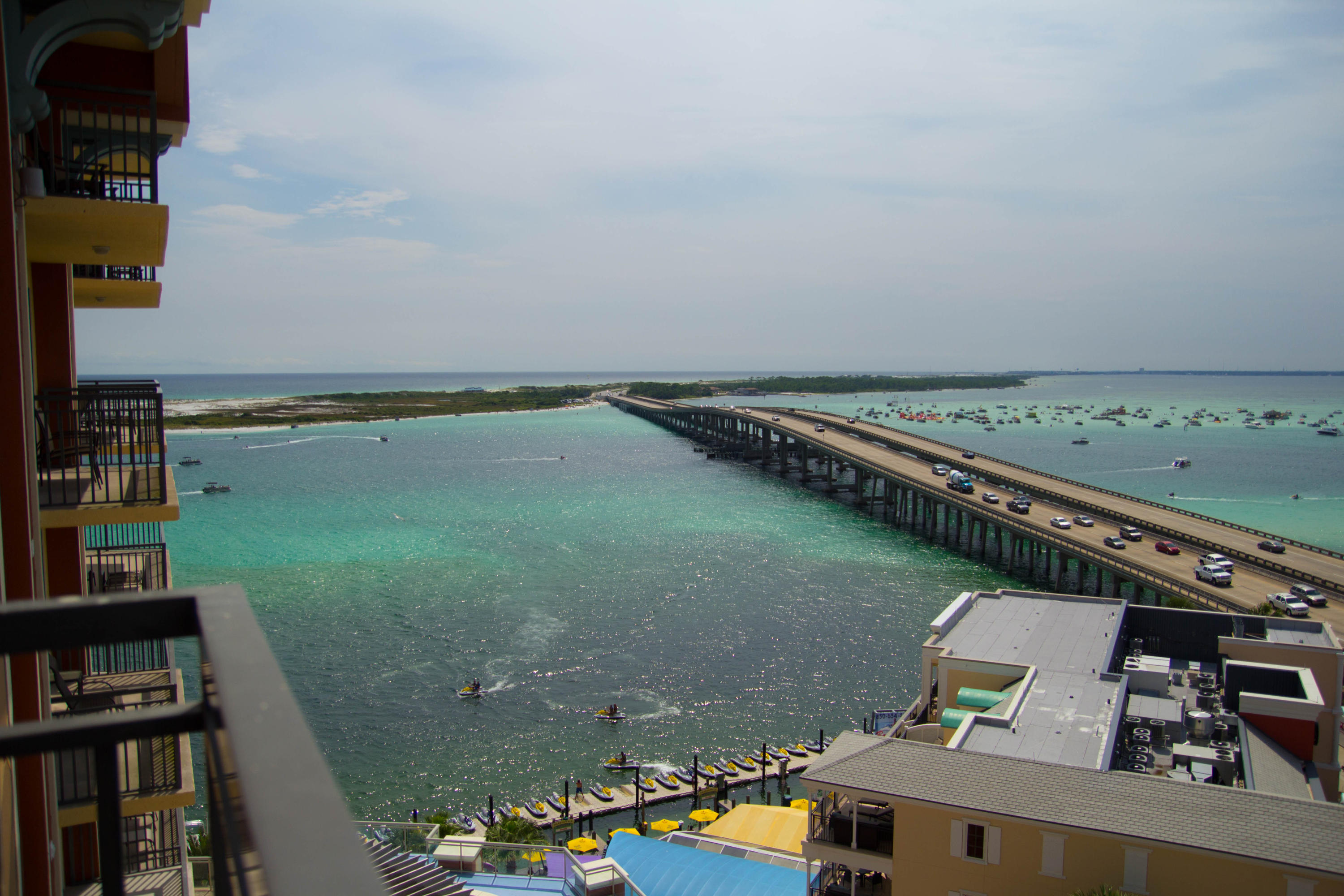 EMERALD GRANDE - Residential