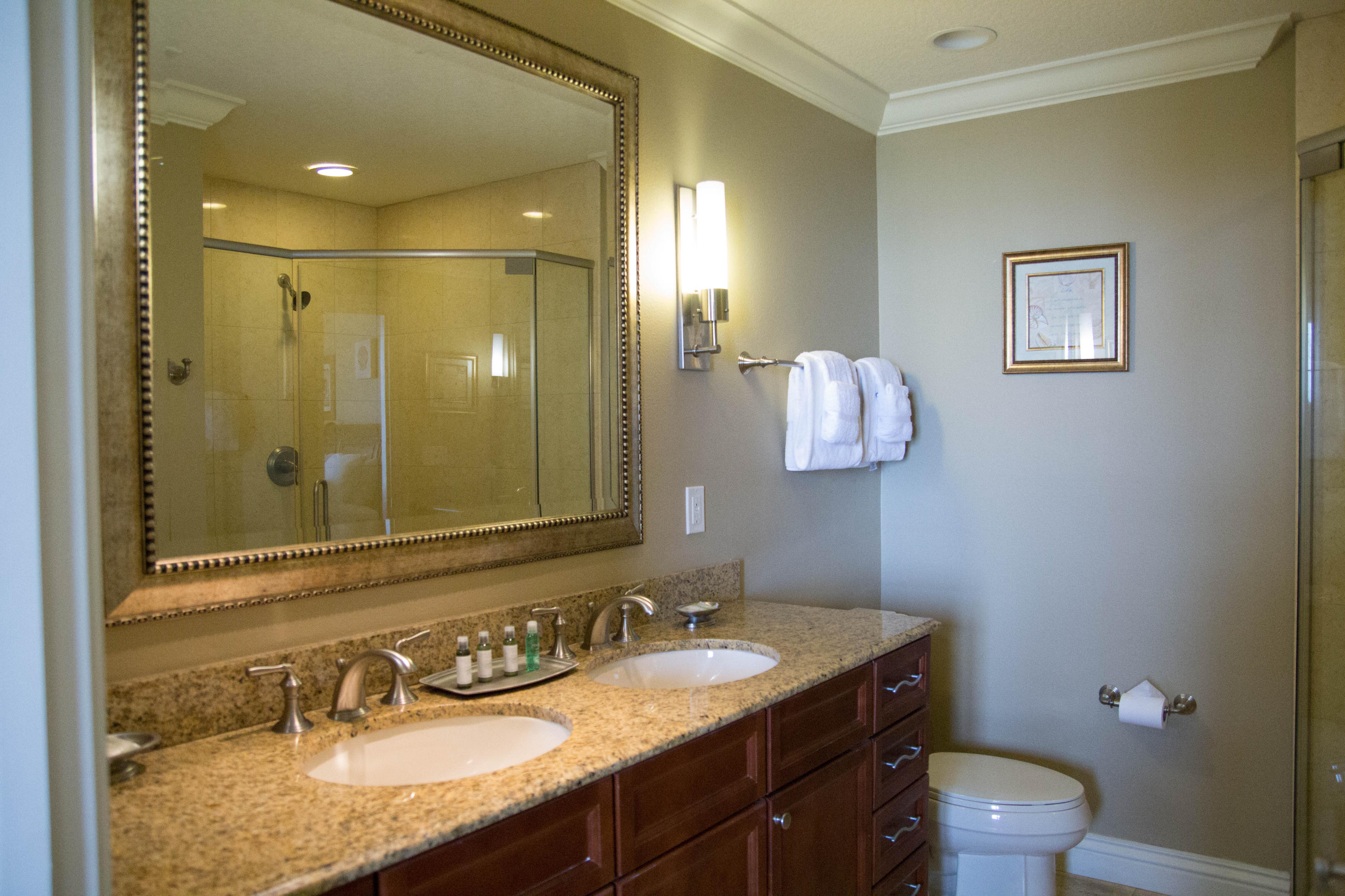 EMERALD GRANDE - Residential