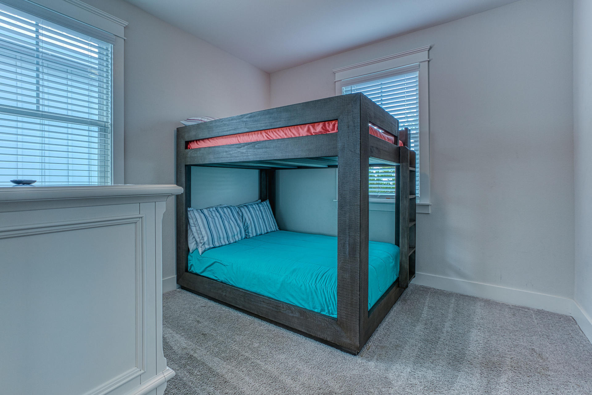 HIGHLAND PARKS - Residential