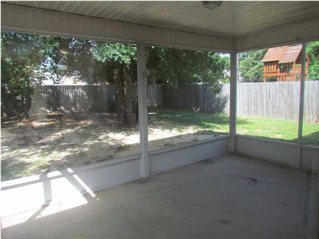 PARKWOOD SQUARE PH 1 - Residential Lease