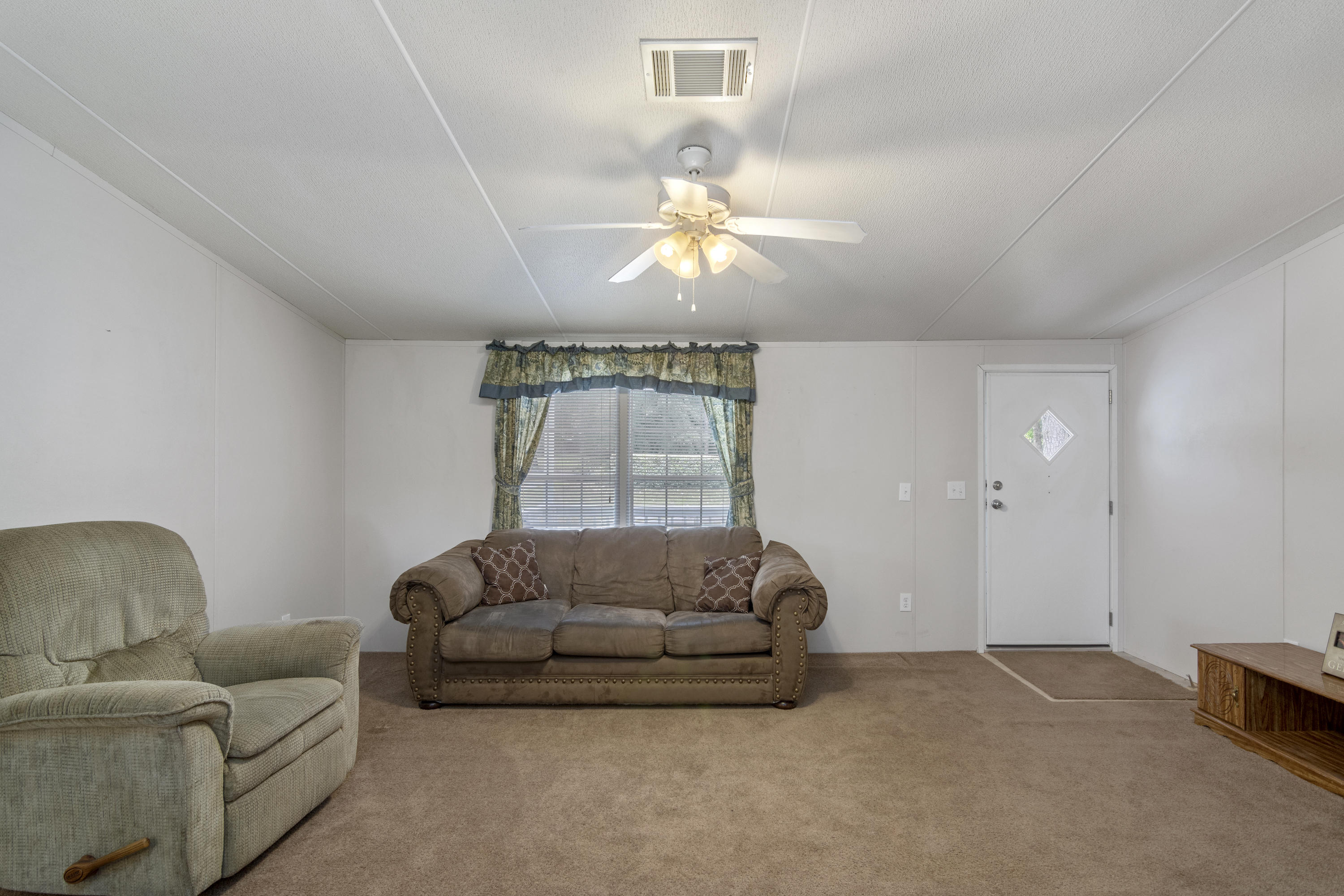 LOT 1 BLK A JUNIPER EAST S/D - Residential