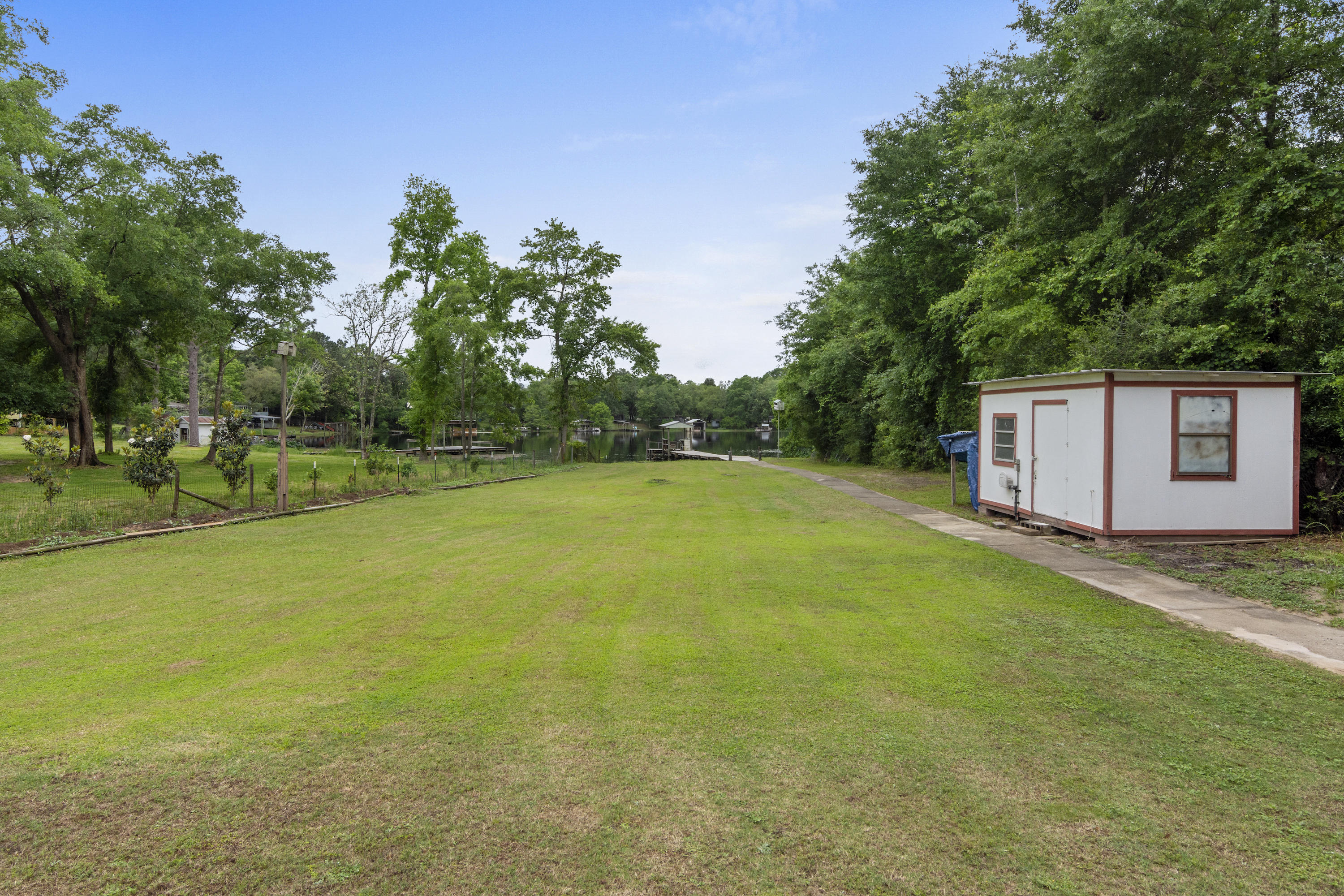 LOT 1 BLK A JUNIPER EAST S/D - Residential