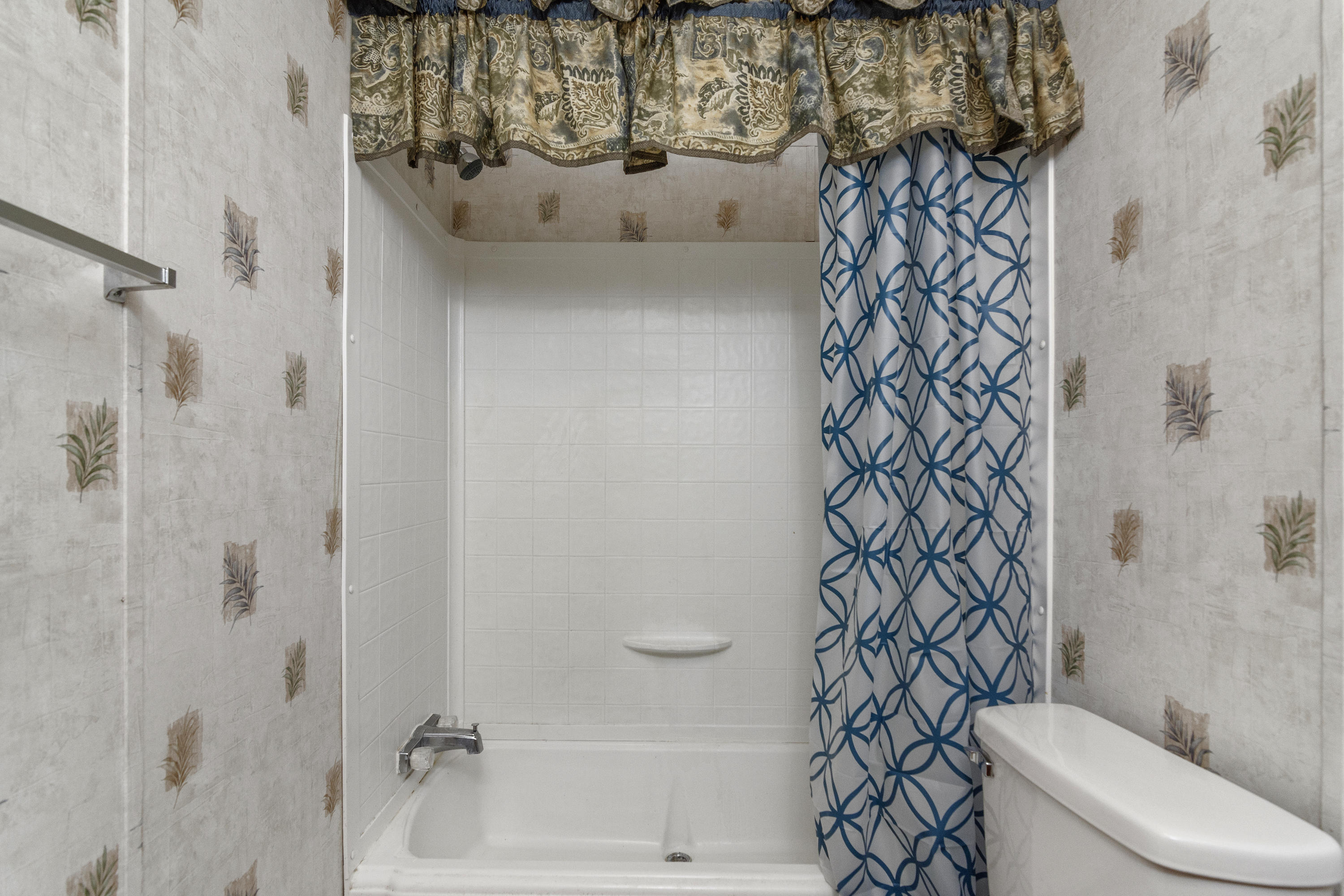 LOT 1 BLK A JUNIPER EAST S/D - Residential