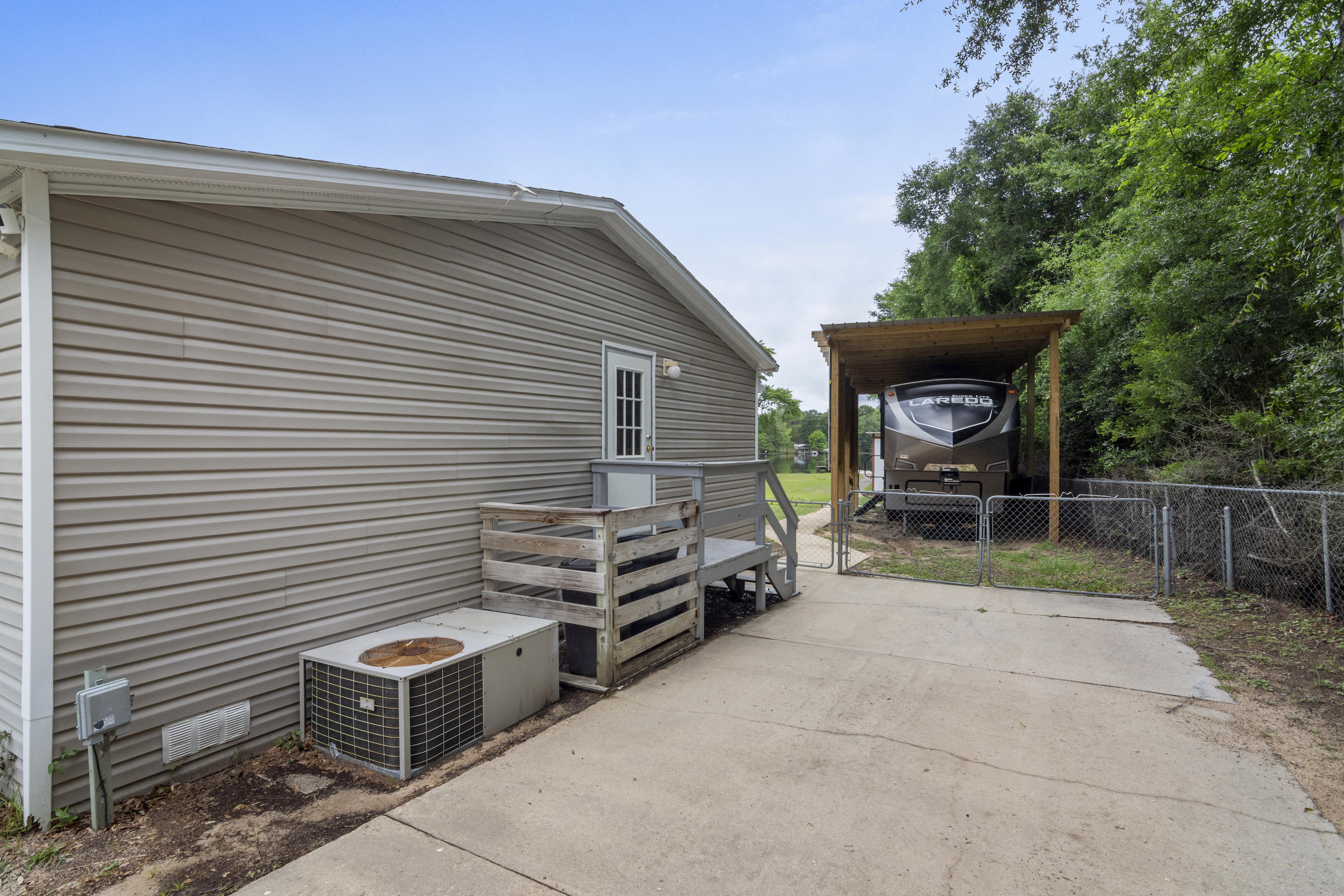 LOT 1 BLK A JUNIPER EAST S/D - Residential