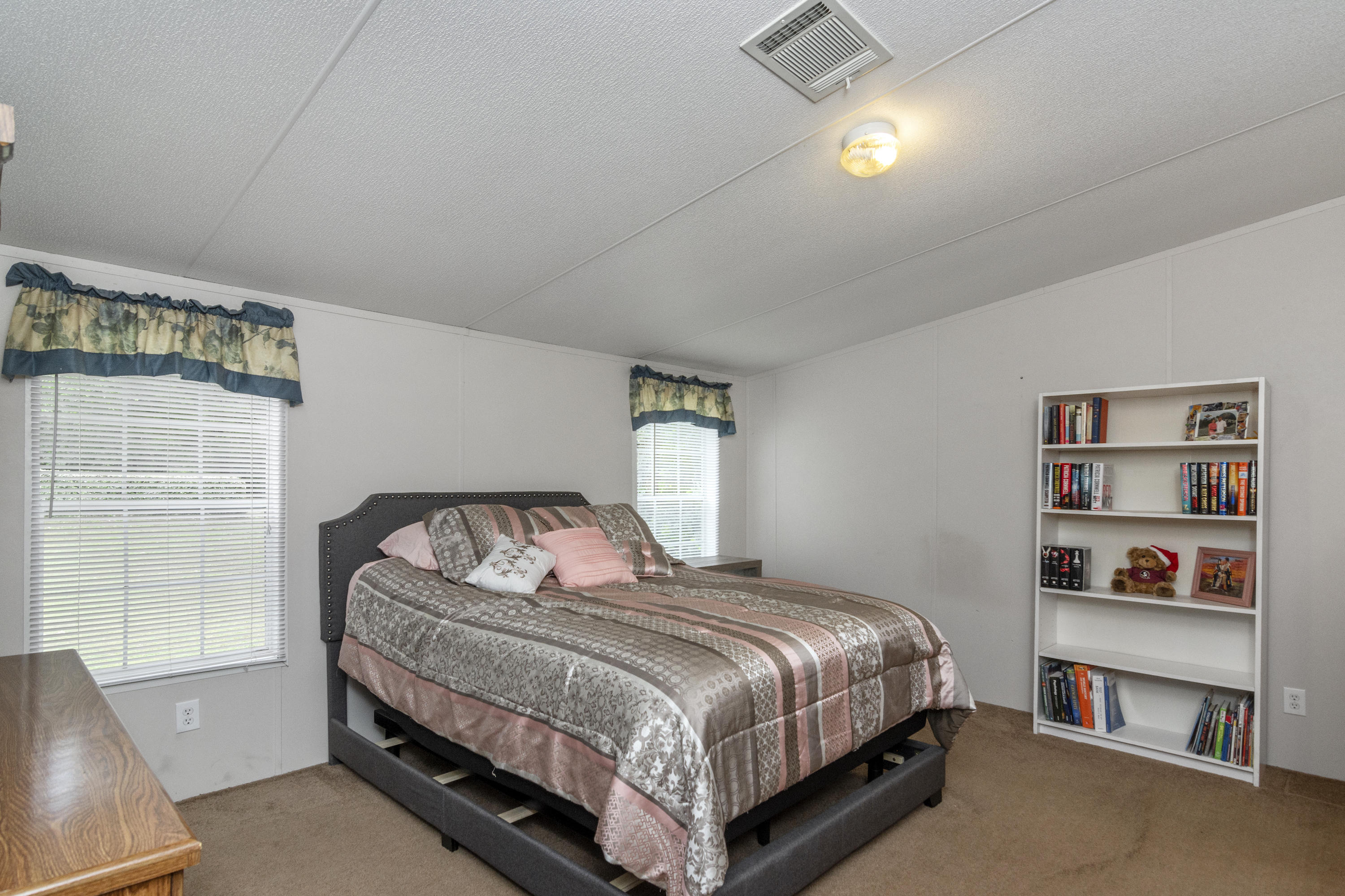 LOT 1 BLK A JUNIPER EAST S/D - Residential