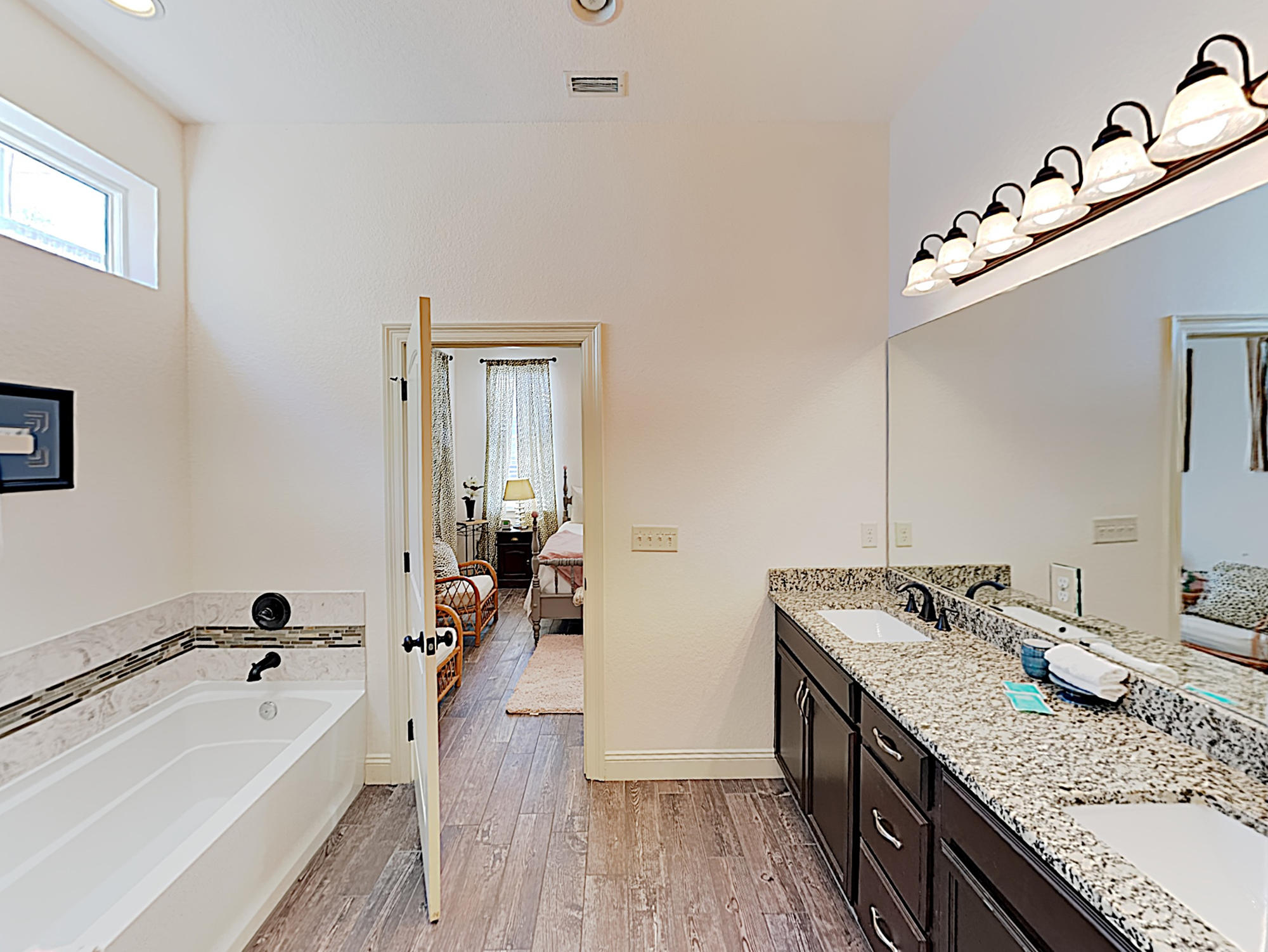 CRYSTAL BEACH - Residential