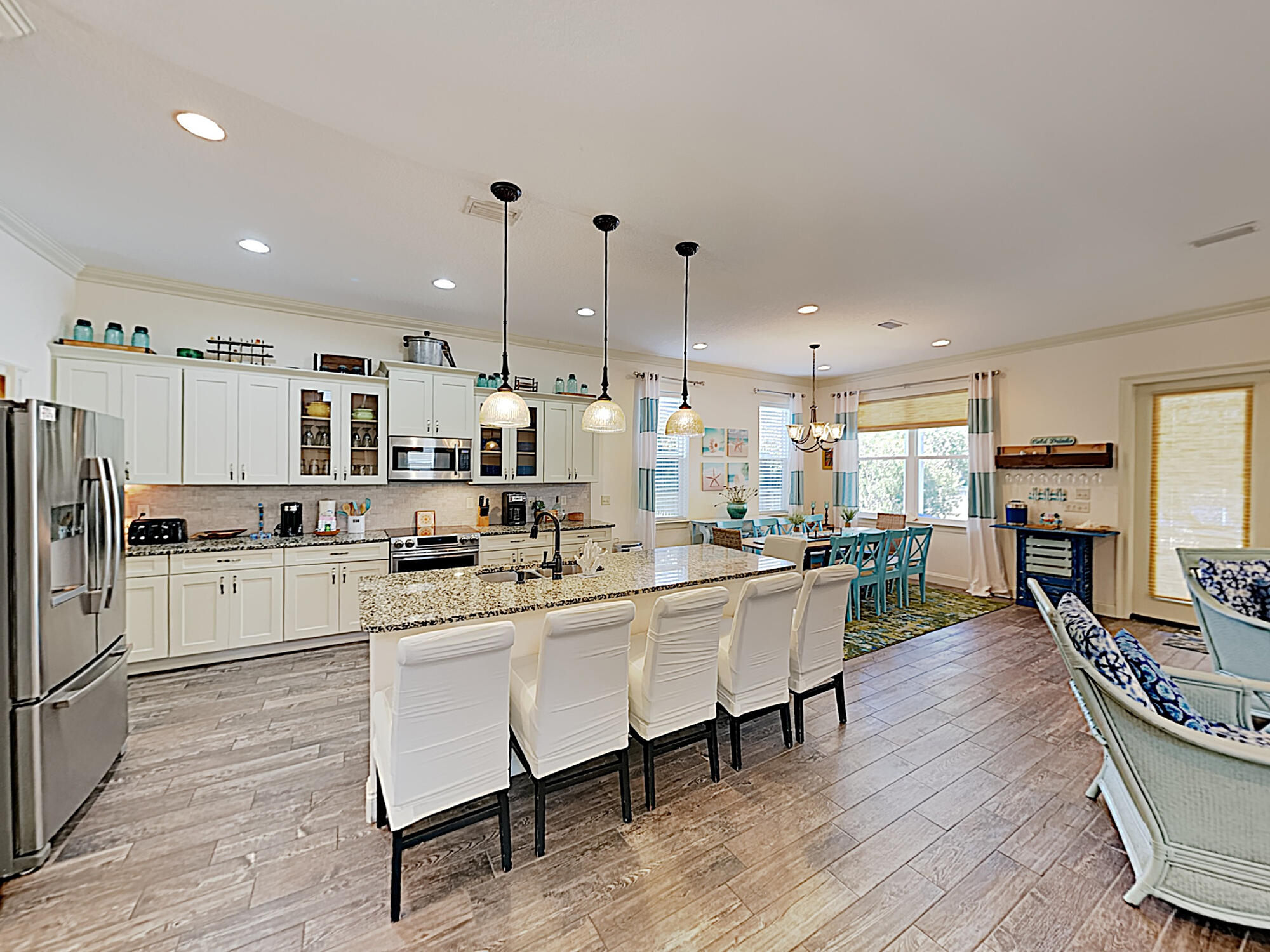 CRYSTAL BEACH - Residential
