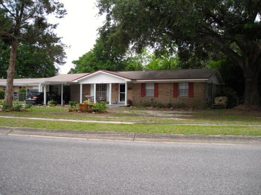 Just reduced $9000!!! Write on ''As Is'' contract. Title company to be Attorney Mark Violette's Office & title to be paid by seller. Possible 4th bedroom/mother-in-law suite with it's own separate front & side entrances. Charming one-of-a-kind home is 1742 sf & located on picturesque secluded cul-de-sac. The perfect central location - walk to Ferry Park, Uptown Station and school. Laminate wood floors. French doors from kitchen to 15 x 10 enclosed sunroom. Large back yard with 32 x 10 covered patio. Newer heat & ac. Smooth top range. Microwave stays. Newer sprinkler system w/lawn pump. Double carport. Enormous storage barn. Priced to sell quickly - won't last long!!!! Seller requests closing date on or before 60 - 90 days from contract date.