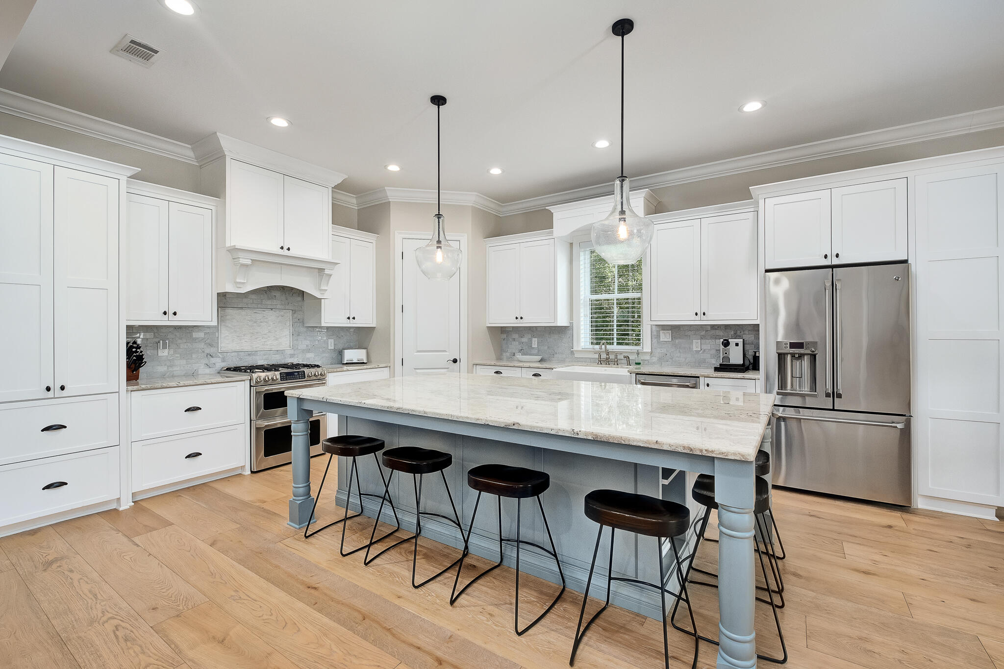 RIVER BEND - Residential