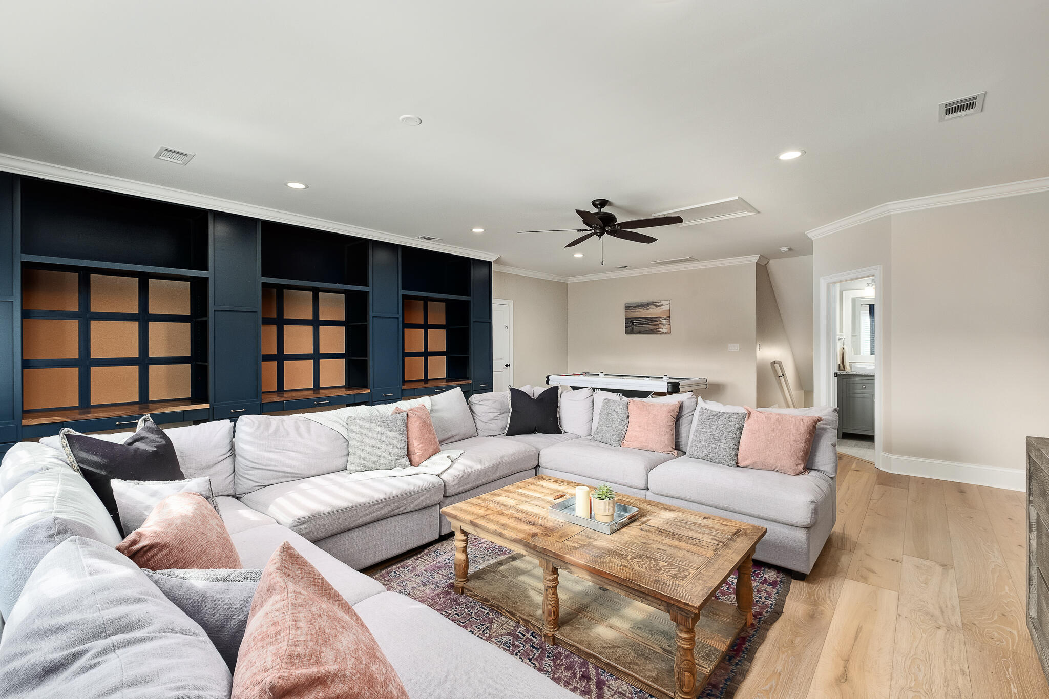 RIVER BEND - Residential